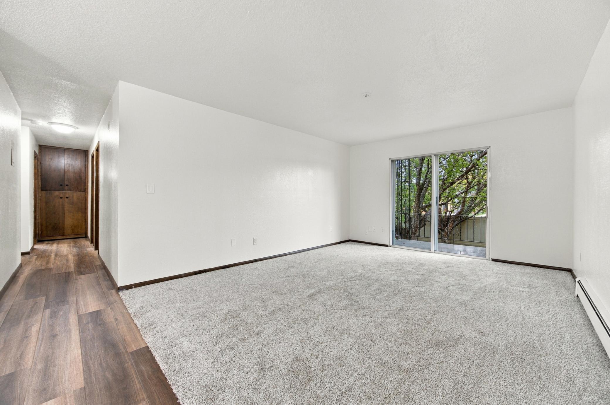 1967 condo for sale at 3108 5th Street S, Unit 9 in Moorhead, MN — 2 bed, 1 bath (photo 10 of 24)
