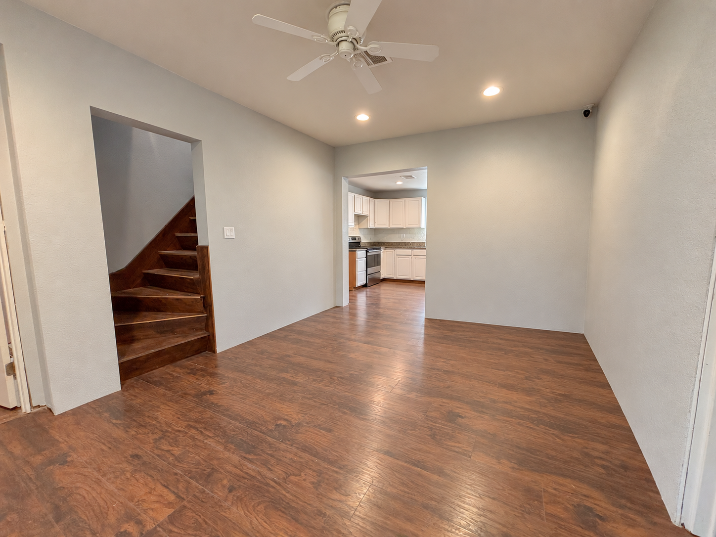 1915 single family home for sale at 421 Langer Avenue S in Casselton, ND — 5 bed, 4 bath (photo 3 of 42)