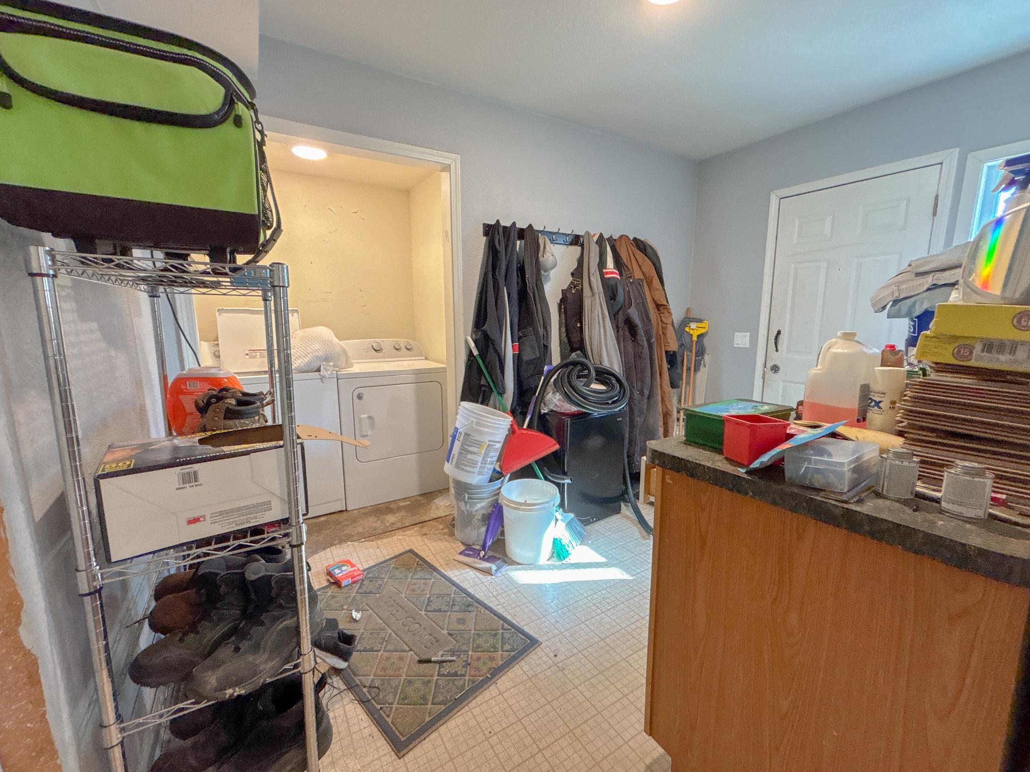1915 single family home for sale at 421 Langer Avenue S in Casselton, ND — 5 bed, 4 bath (photo 30 of 42)