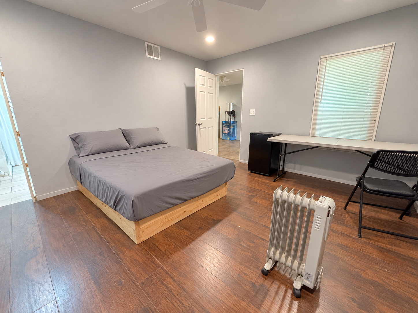 1915 single family home for sale at 421 Langer Avenue S in Casselton, ND — 5 bed, 4 bath (photo 10 of 42)