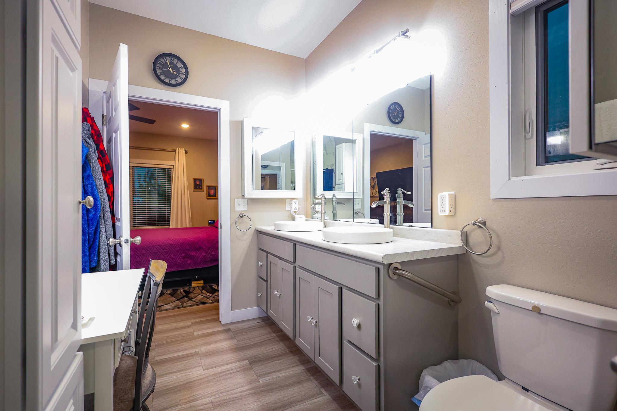 2020 single family home for sale at 573 Railroad Avenue in Gonvick, MN — 3 bed, 2 bath (photo 18 of 41)