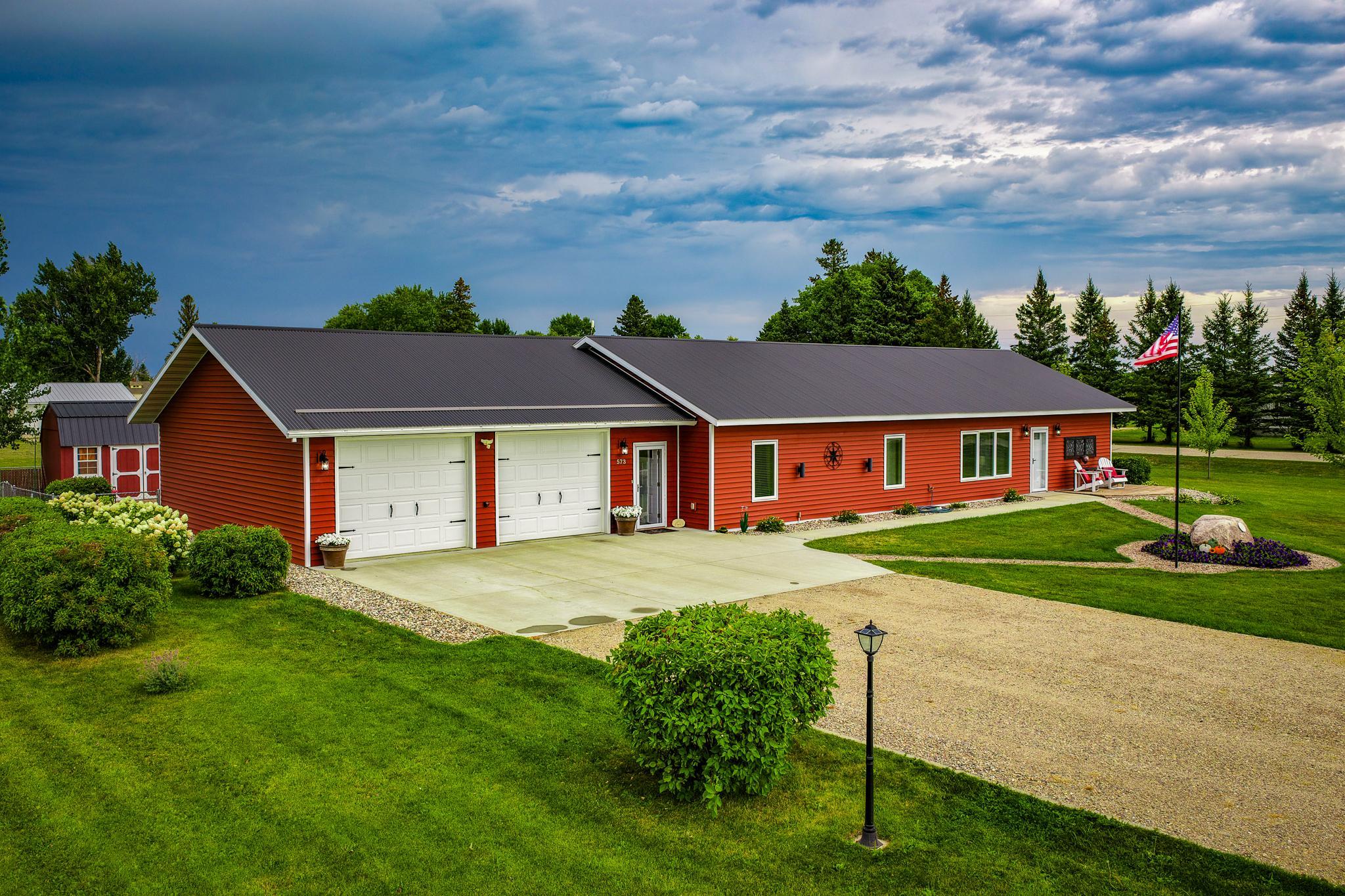 2020 single family home for sale at 573 Railroad Avenue in Gonvick, MN — 3 bed, 2 bath (photo 30 of 41)