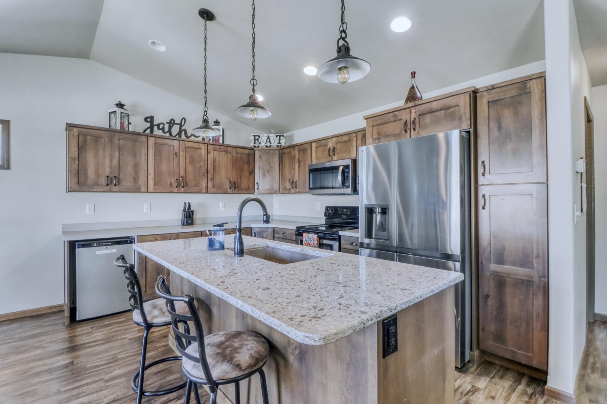 2015 single family home for sale at 5739 61st Street S in Fargo, ND — 3 bed, 2 bath (photo 17 of 44)