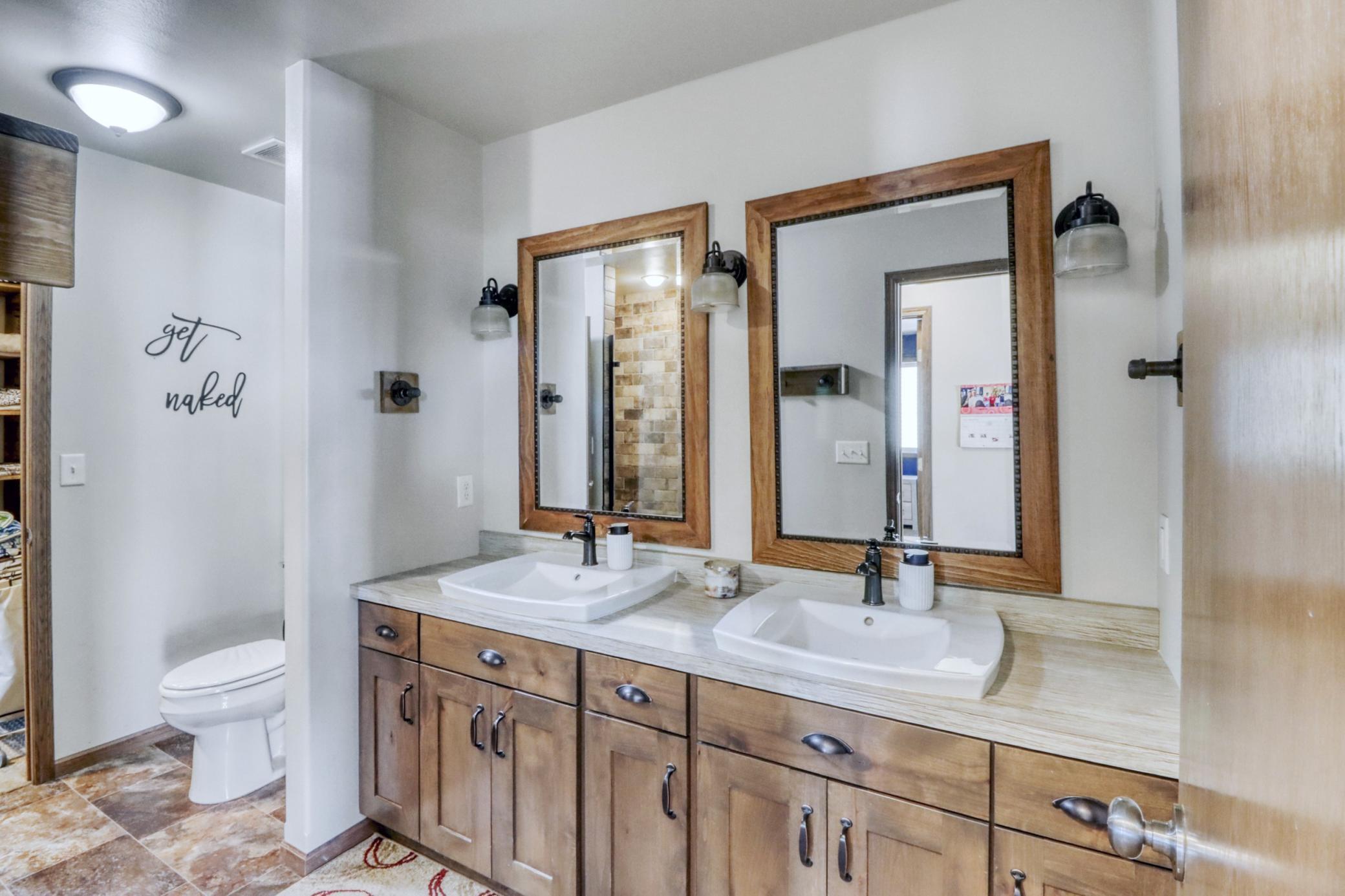 2015 single family home for sale at 5739 61st Street S in Fargo, ND — 3 bed, 2 bath (photo 25 of 44)