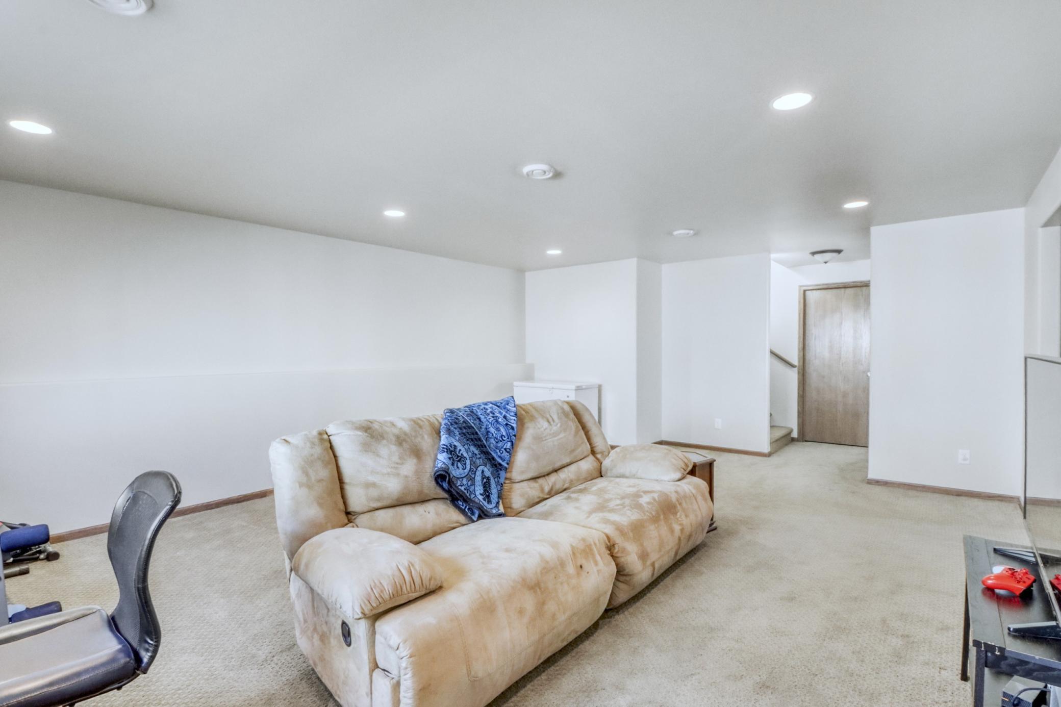2015 single family home for sale at 5739 61st Street S in Fargo, ND — 3 bed, 2 bath (photo 31 of 44)