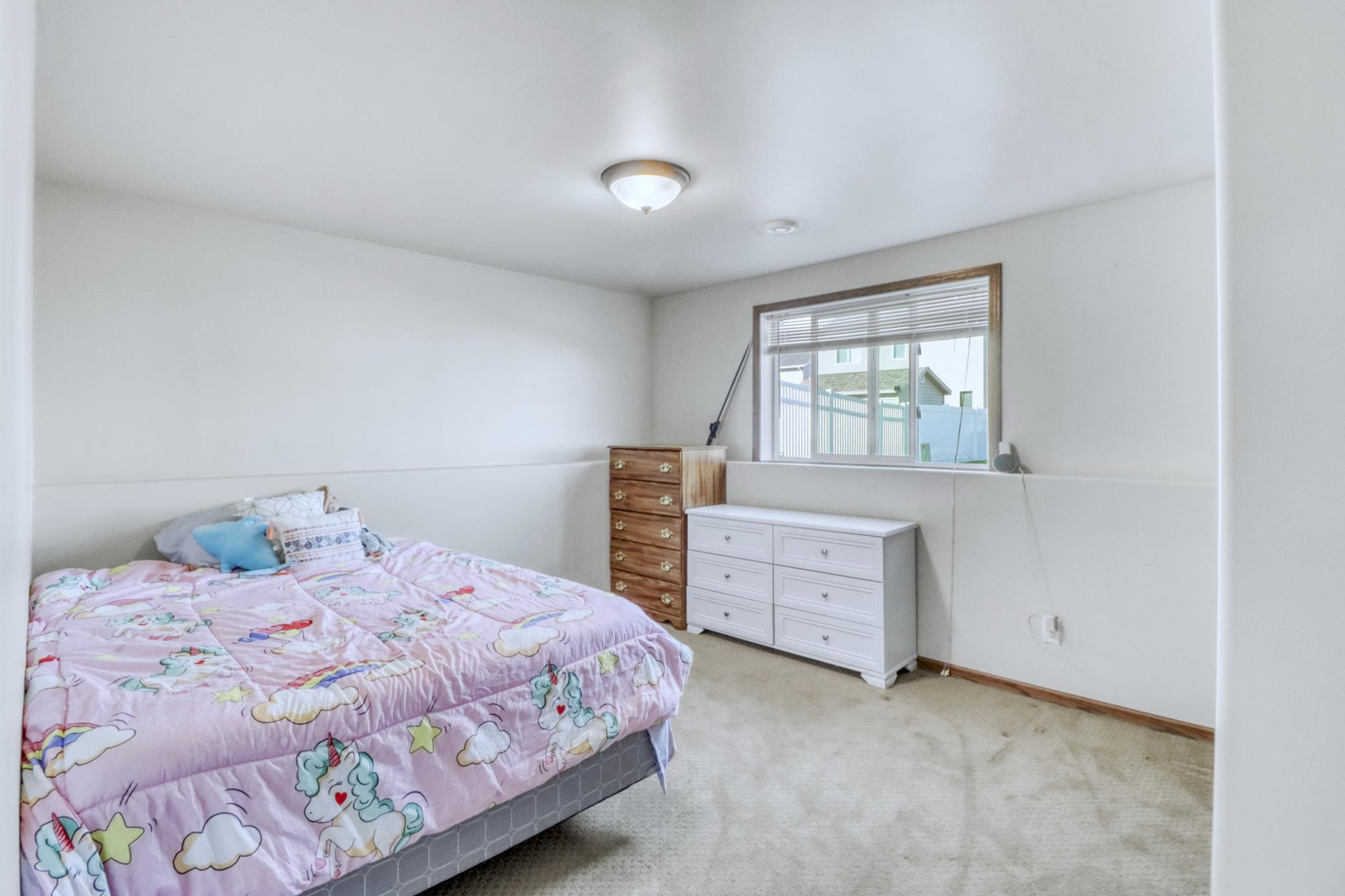 2015 single family home for sale at 5739 61st Street S in Fargo, ND — 3 bed, 2 bath (photo 37 of 44)