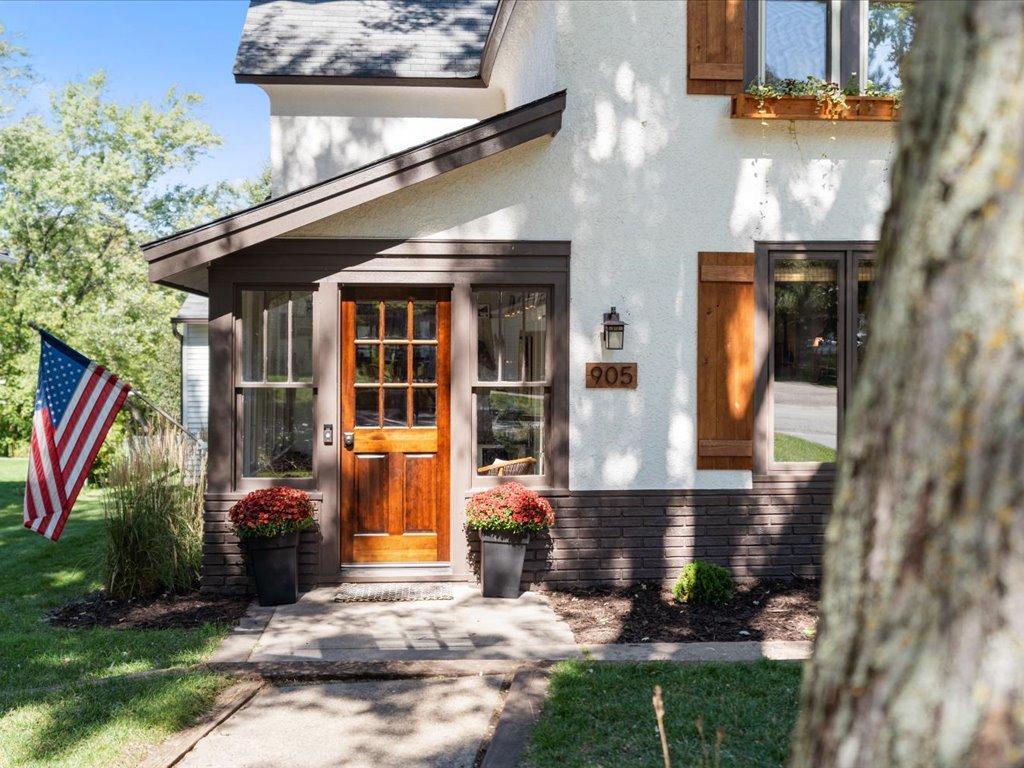 1910 single family home for sale at 905 Bluff Avenue in Brainerd, MN — 3 bed, 2 bath (photo 30 of 60)