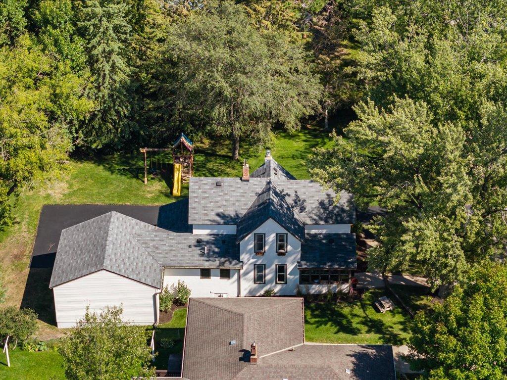 1910 single family home for sale at 905 Bluff Avenue in Brainerd, MN — 3 bed, 2 bath (photo 39 of 60)