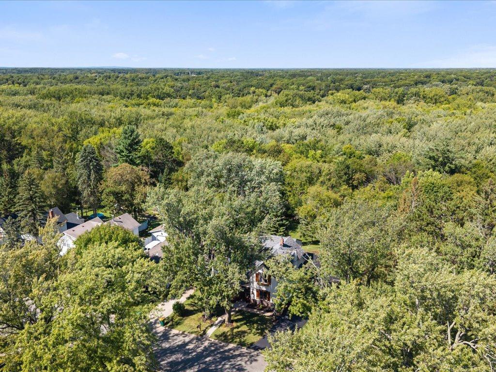 1910 single family home for sale at 905 Bluff Avenue in Brainerd, MN — 3 bed, 2 bath (photo 47 of 60)
