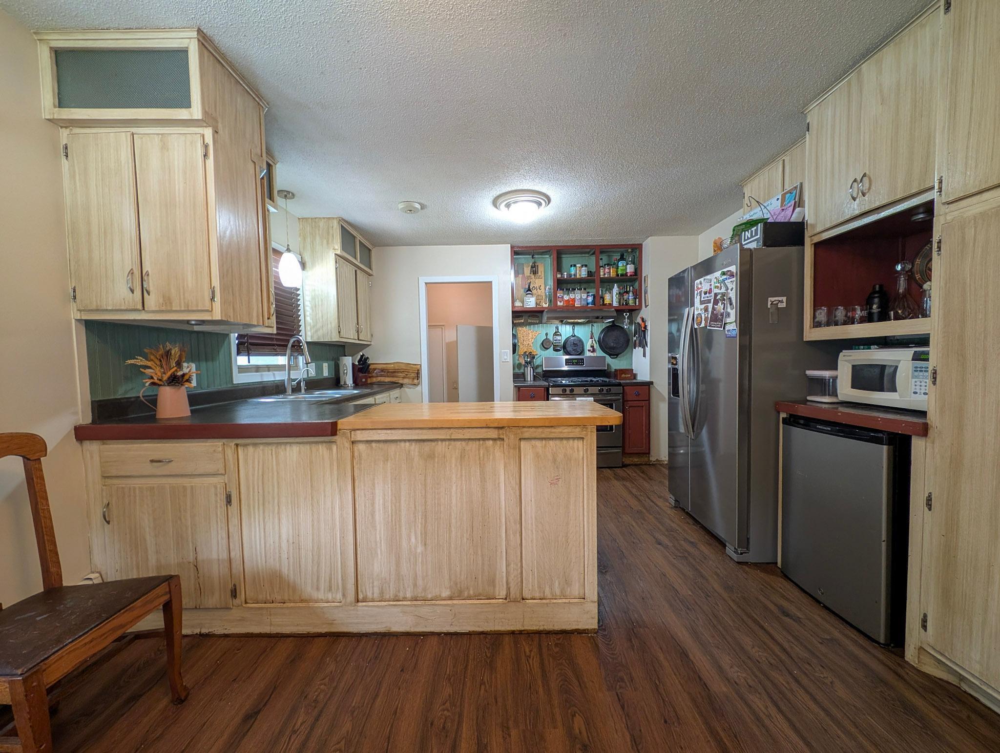 1958 single family home for sale at 145 5th Street NW in Perham, MN — 3 bed, 2 bath (photo 4 of 22)