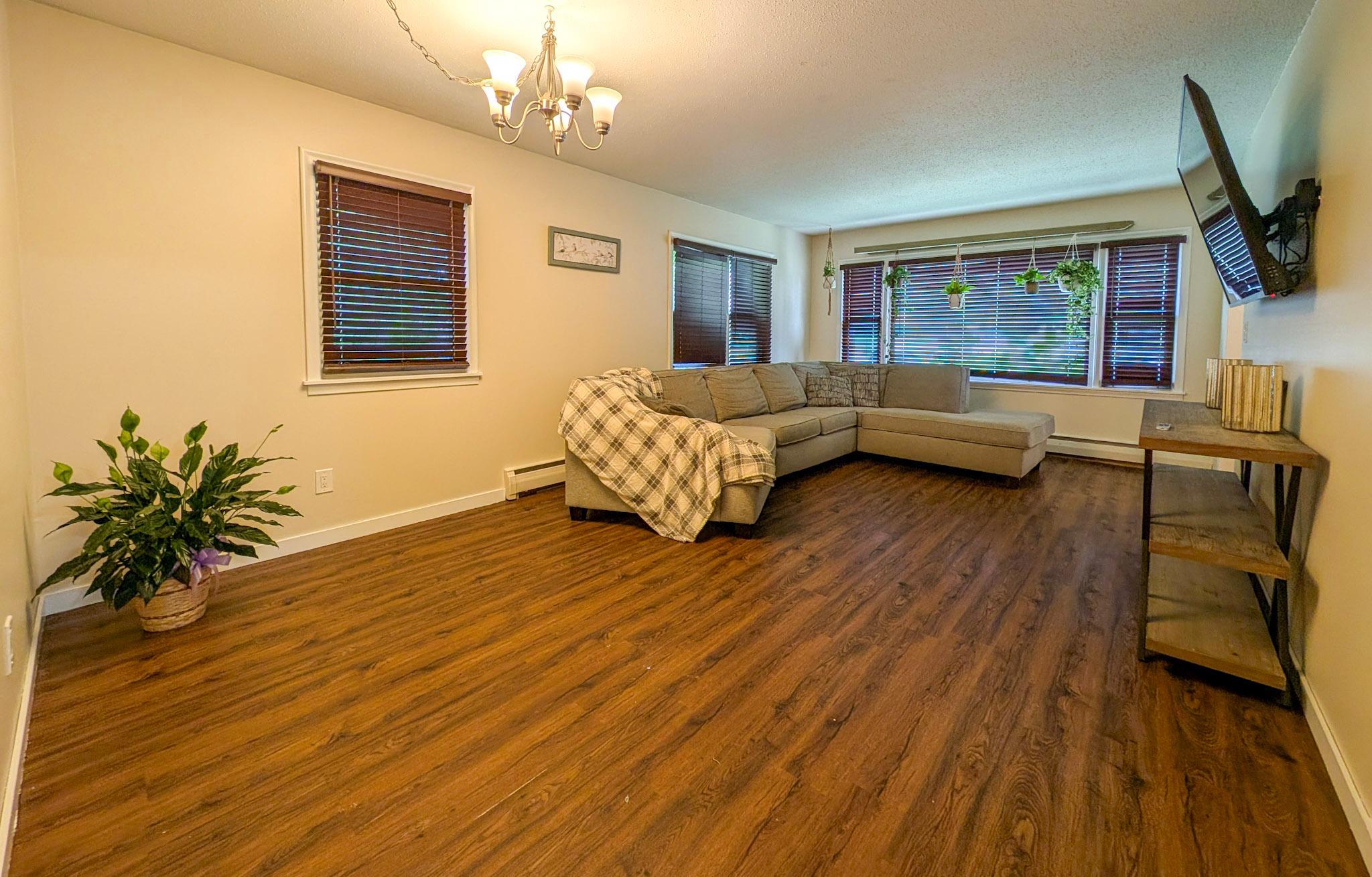 1958 single family home for sale at 145 5th Street NW in Perham, MN — 3 bed, 2 bath (photo 8 of 22)