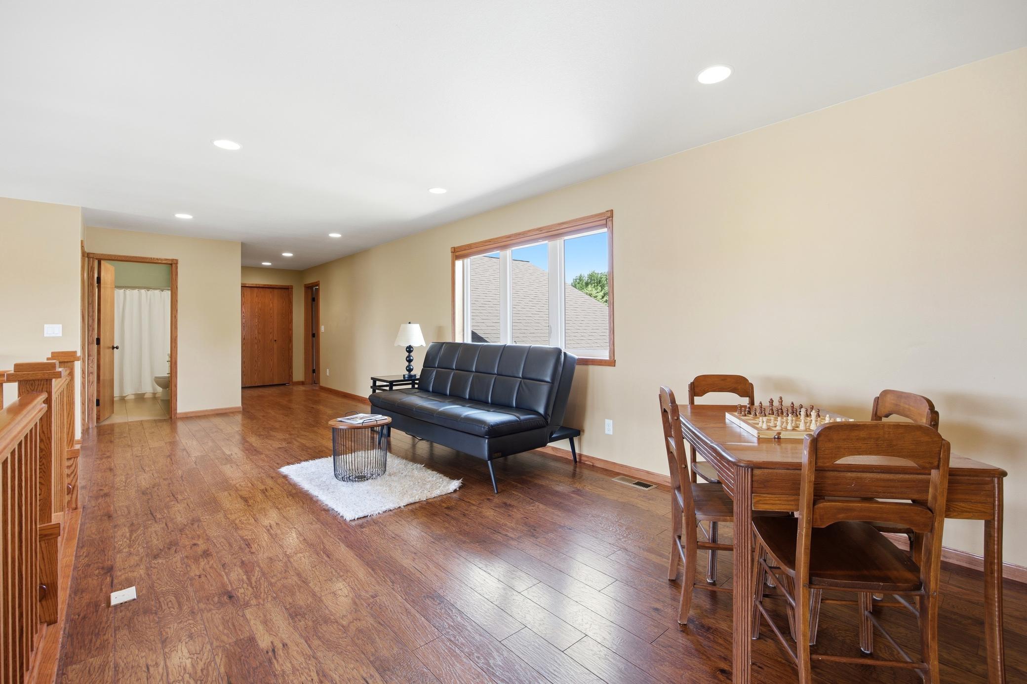 2012 single family home for sale at 965 18th Avenue Circle N in Moorhead, MN — 6 bed, 5 bath (photo 33 of 64)