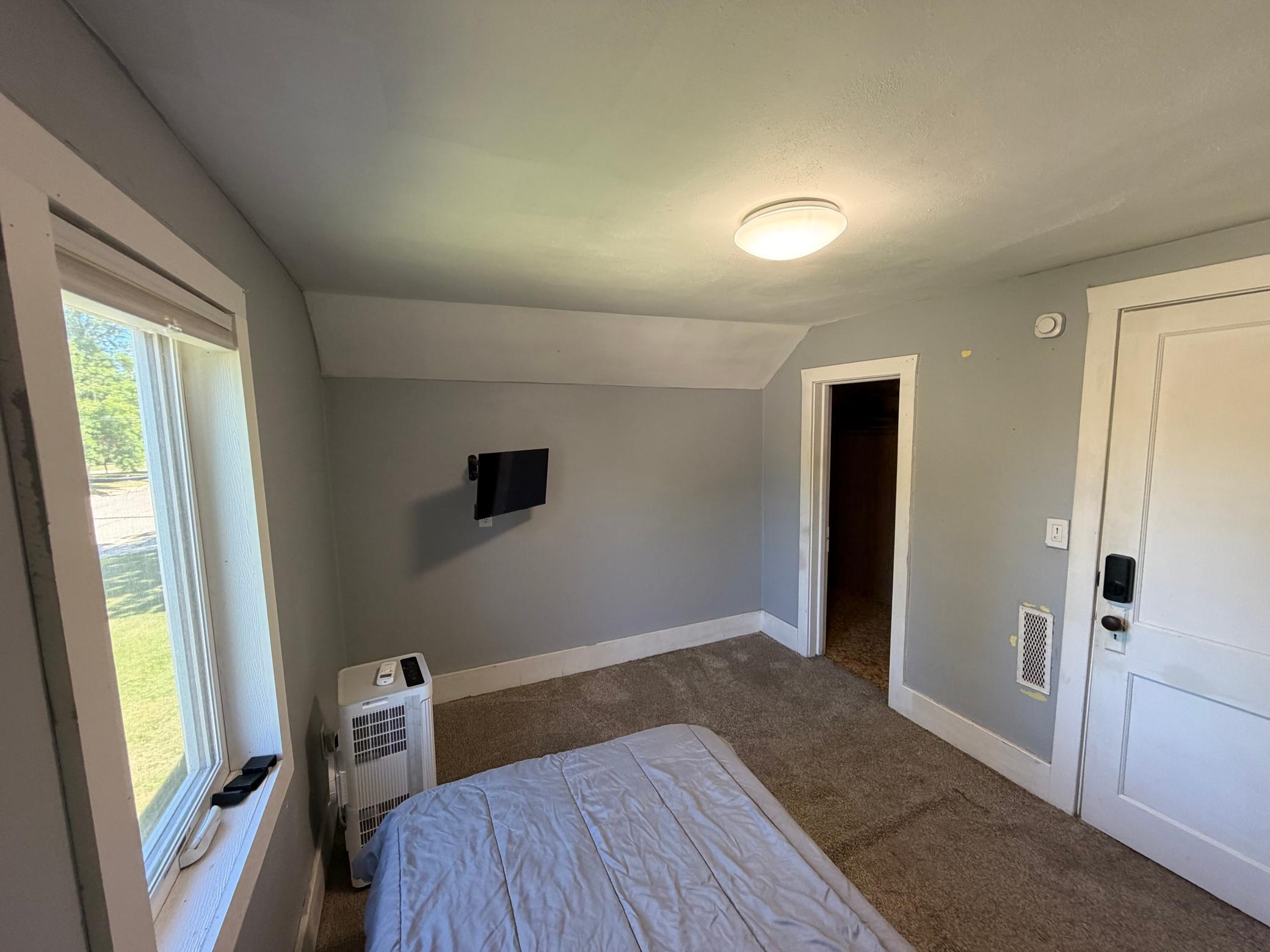 1925 single family home for sale at 424 2ND Street NW in Mahnomen, MN — 5 bed, 2 bath (photo 24 of 30)