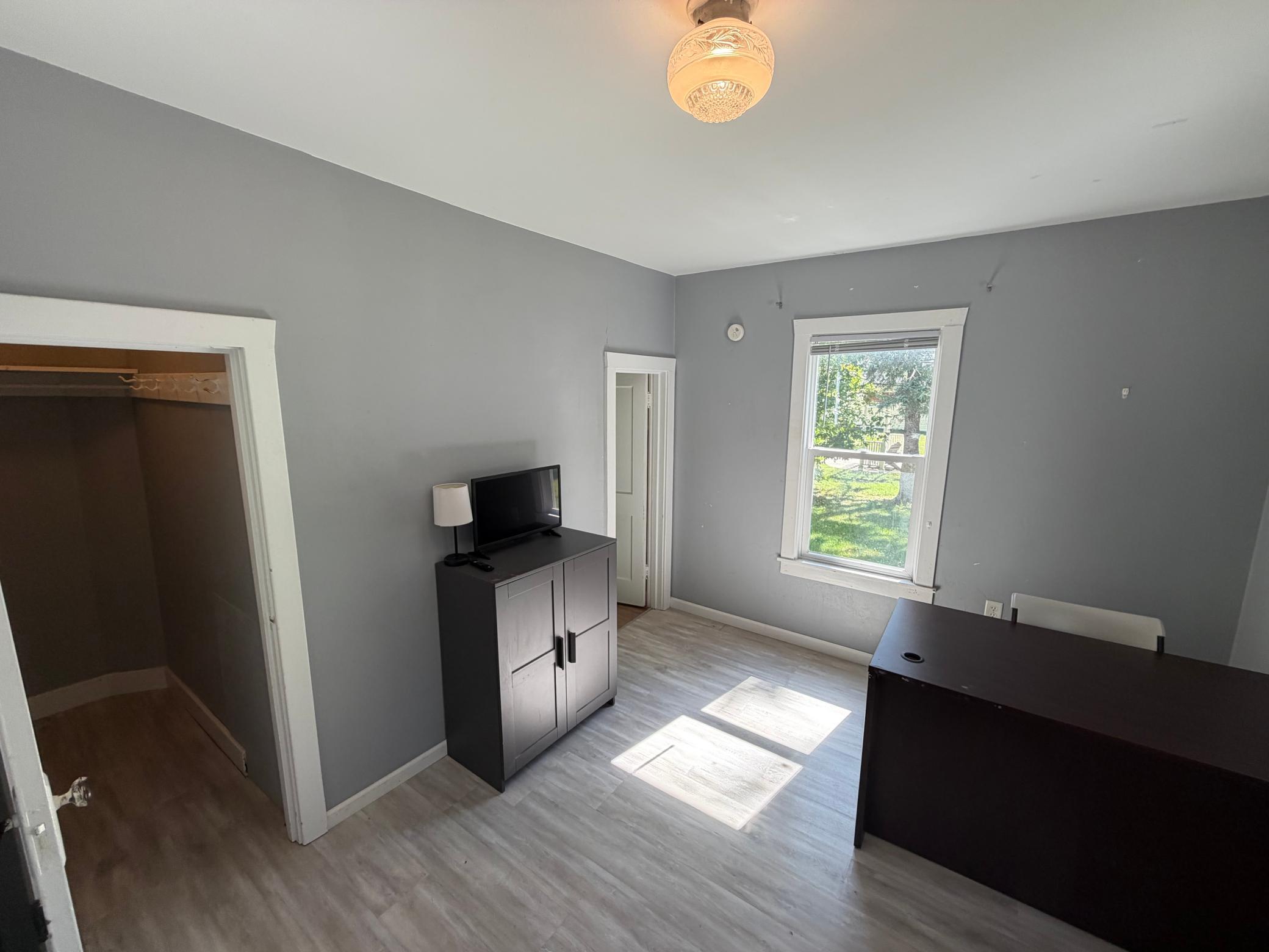 1925 single family home for sale at 424 2ND Street NW in Mahnomen, MN — 5 bed, 2 bath (photo 10 of 30)