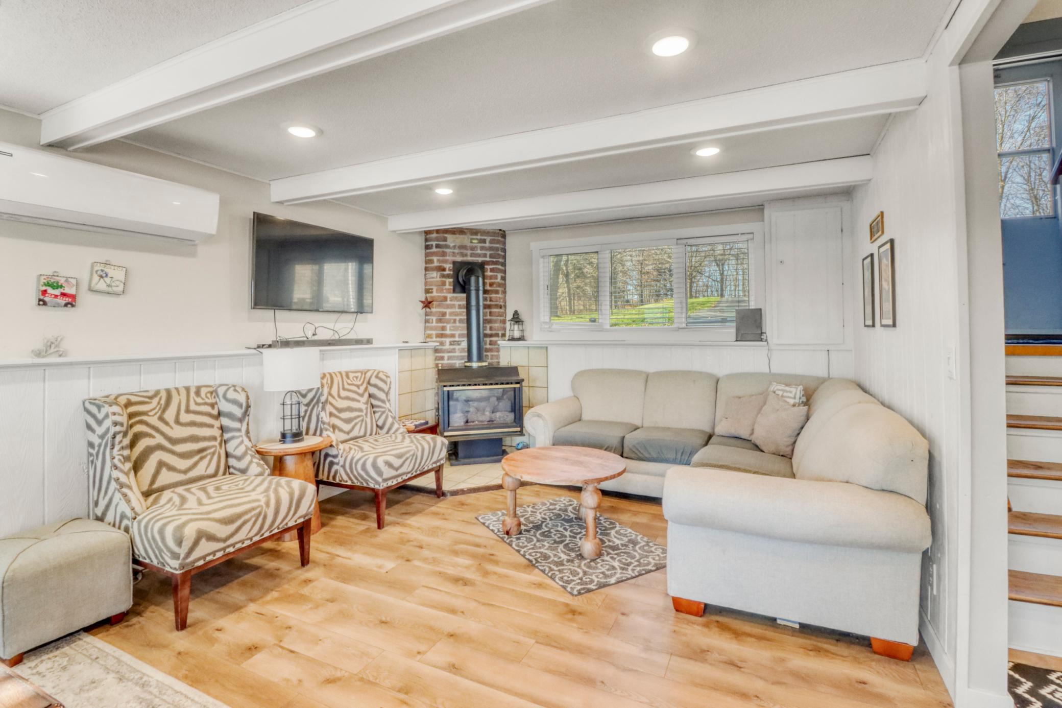 1974 single family home for sale at 32628 Heilberger Drive in Erhard, MN — 3 bed, 2 bath (photo 20 of 67)