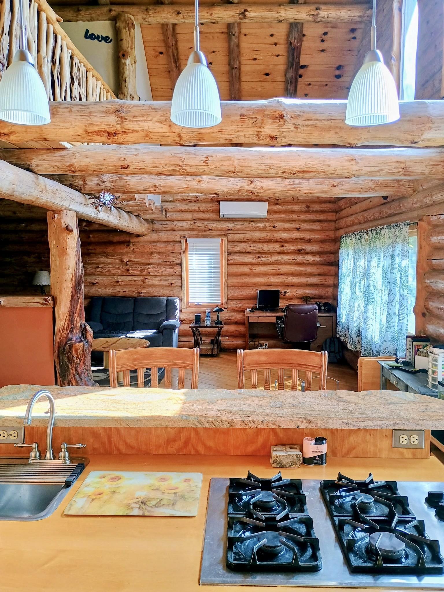 2005 single family home for sale at 910 Pine Street in Park Rapids, MN — 3 bed, 3 bath (photo 12 of 47)