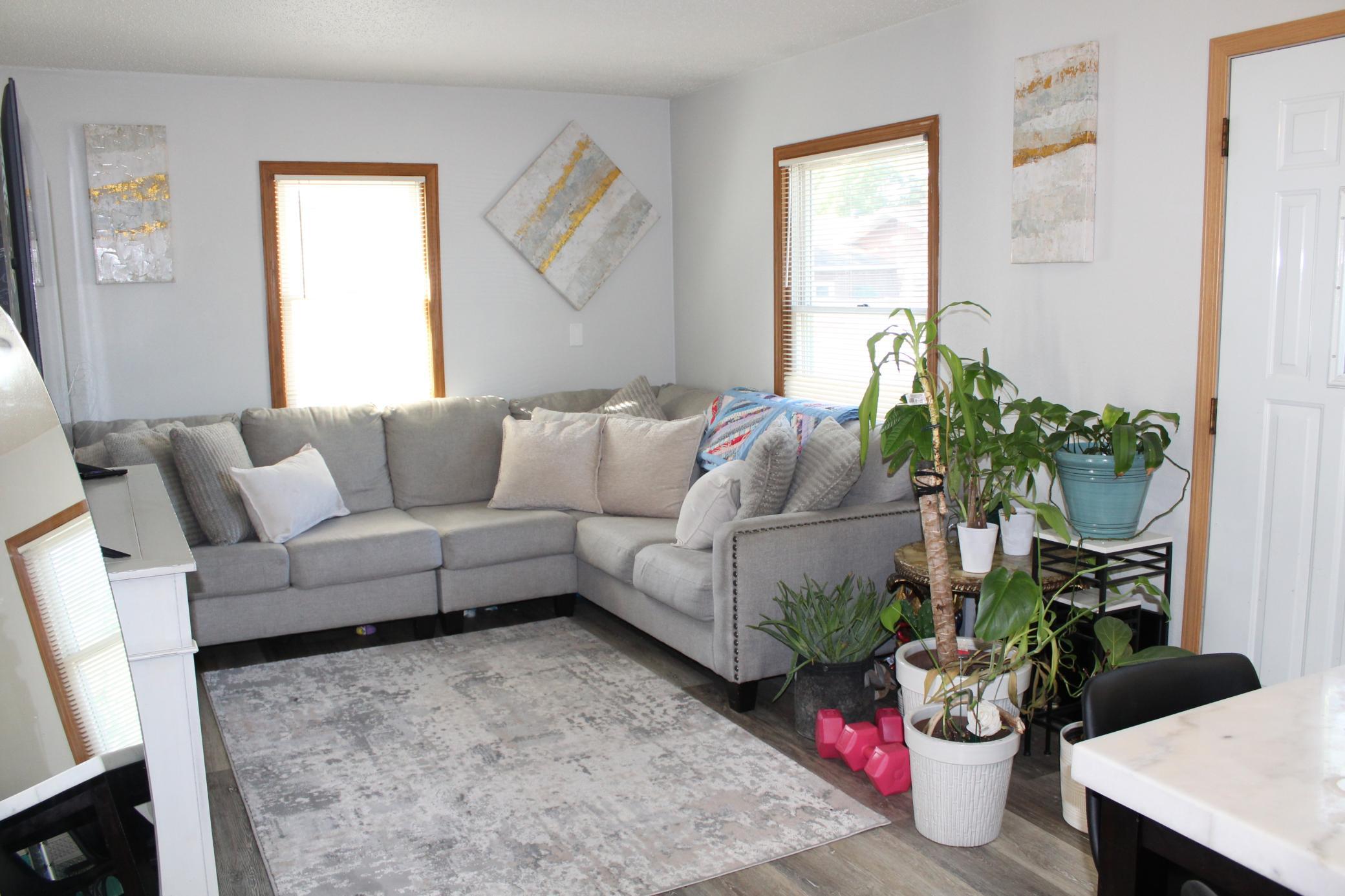 1951 duplex for sale at 1806-1808 S 8th Avenue S in Fargo, ND — 4 bed, 2 bath (photo 23 of 37)