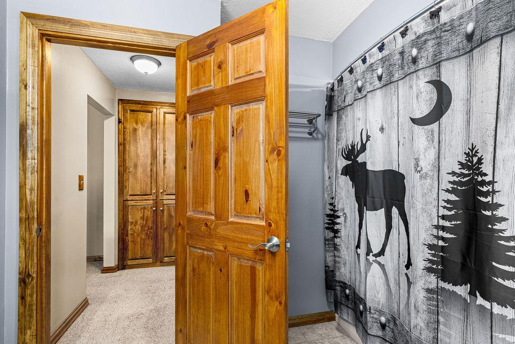 1950 single family home for sale at 34812 E County Road 218 in Grand Rapids, MN — 3 bed, 3 bath (photo 22 of 59)
