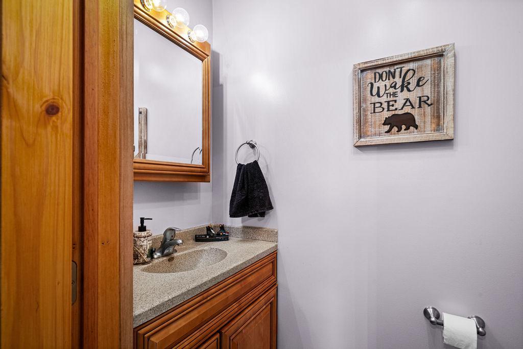 1950 single family home for sale at 34812 E County Road 218 in Grand Rapids, MN — 3 bed, 3 bath (photo 32 of 59)