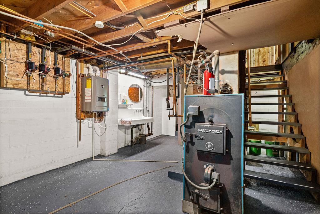 1950 single family home for sale at 34812 E County Road 218 in Grand Rapids, MN — 3 bed, 3 bath (photo 36 of 59)