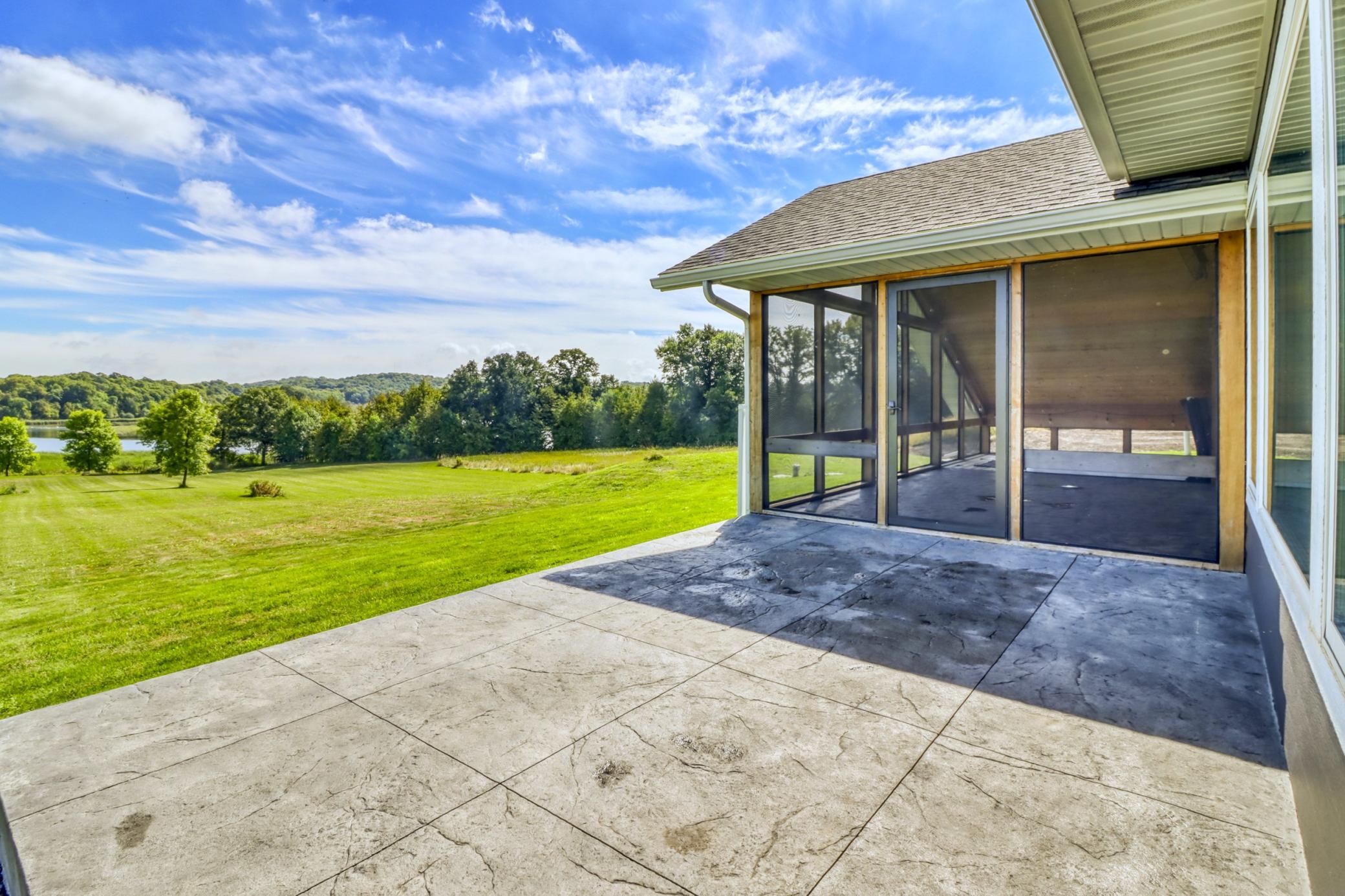 2018 single family home for sale at 24718 W Elbow Road in Pelican Rapids, MN — 3 bed, 2 bath (photo 15 of 85)