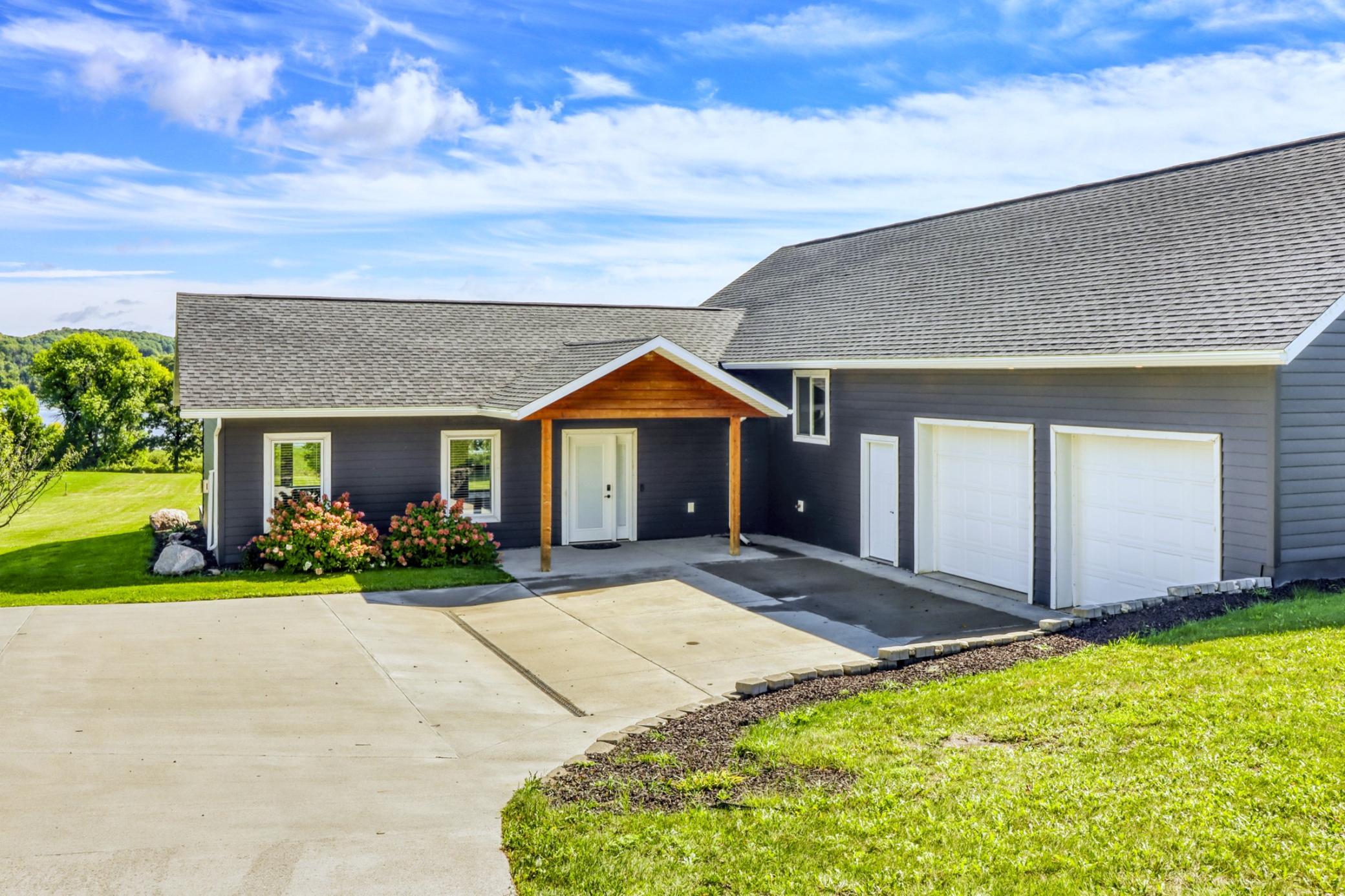2018 single family home for sale at 24718 W Elbow Road in Pelican Rapids, MN — 3 bed, 2 bath (photo 4 of 85)