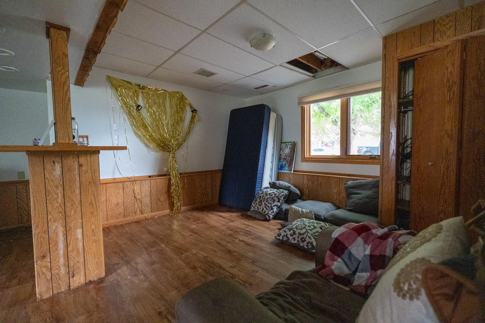 1977 single family home for sale at 202 11th Avenue E in West Fargo, ND — 3 bed, 2 bath (photo 16 of 27)