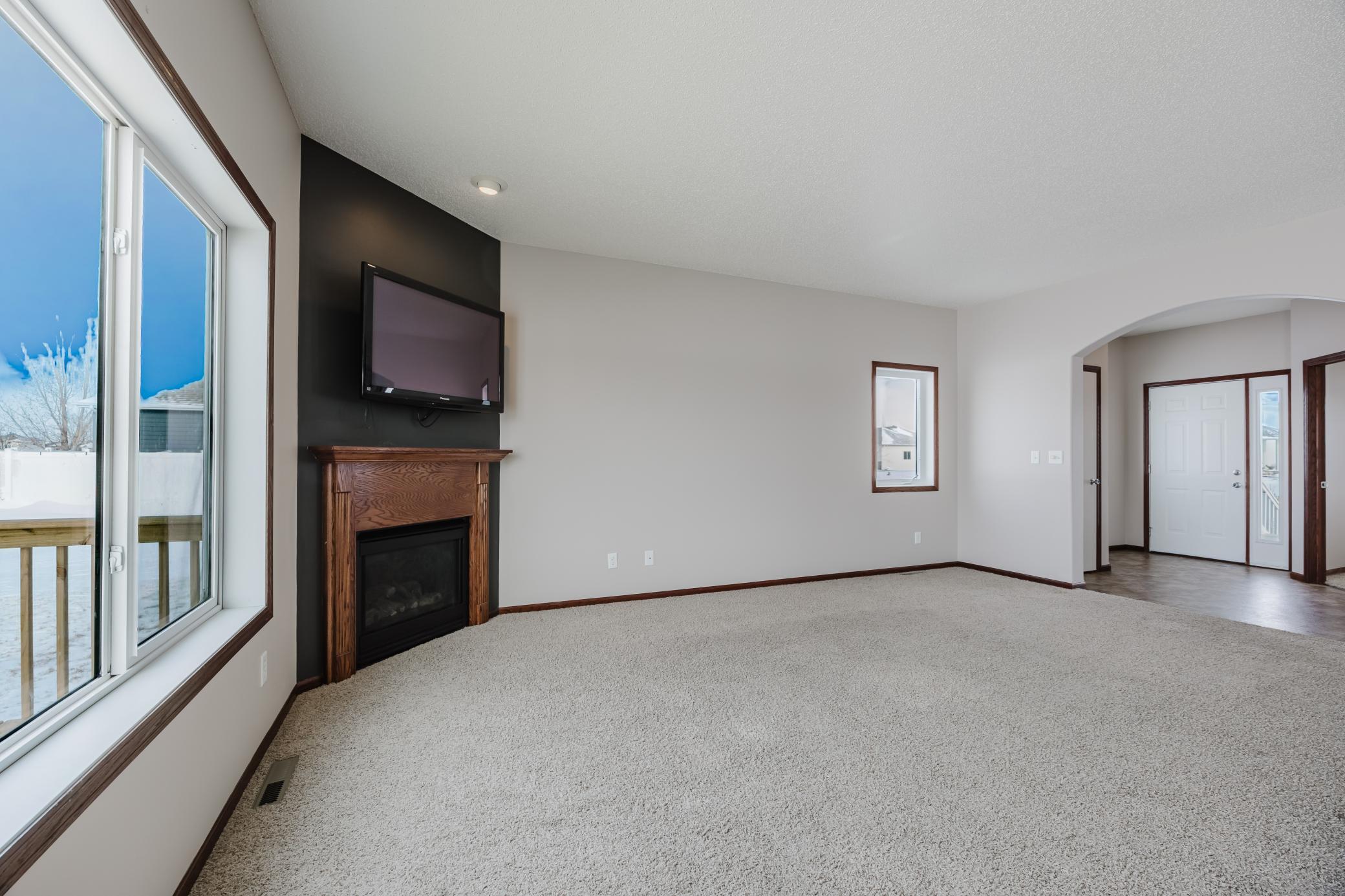 2006 single family home for sale at 3698 N Sedona Drive in West Fargo, ND — 5 bed, 4 bath (photo 17 of 48)