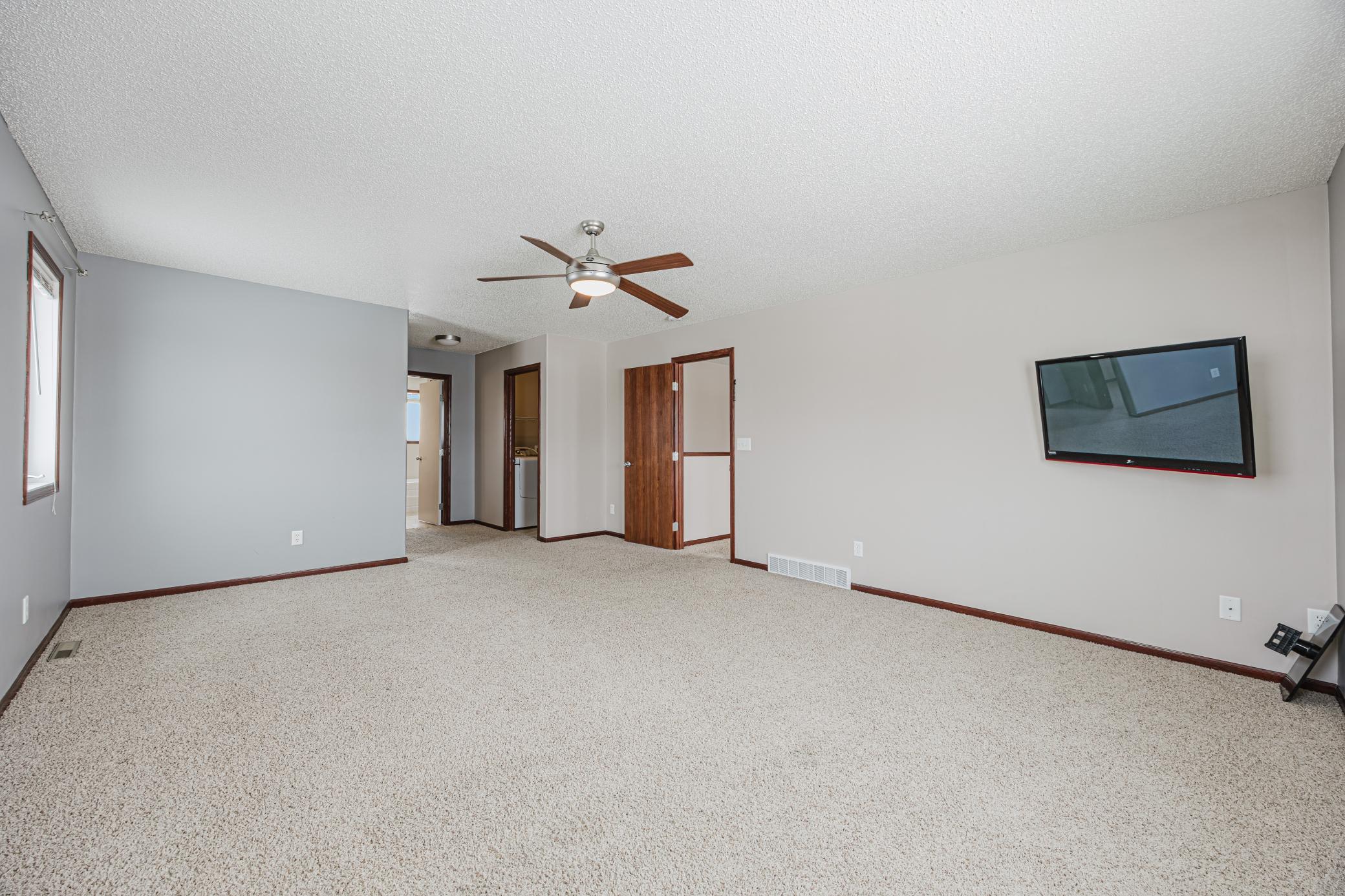 2006 single family home for sale at 3698 N Sedona Drive in West Fargo, ND — 5 bed, 4 bath (photo 29 of 48)