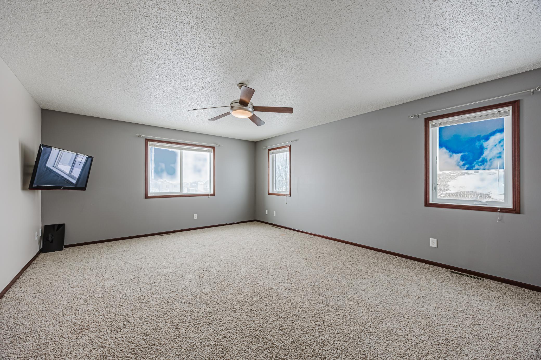2006 single family home for sale at 3698 N Sedona Drive in West Fargo, ND — 5 bed, 4 bath (photo 30 of 48)