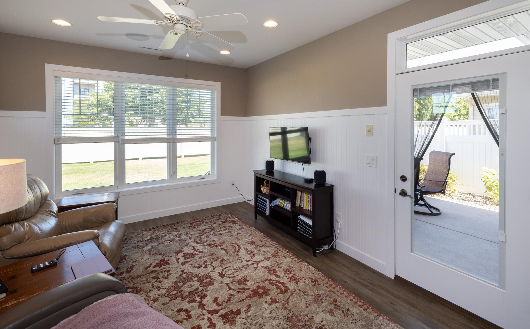 2016 single family home for sale at 4273 Coventry Drive S, Unit E in Fargo, ND — 3 bed, 2 bath (photo 23 of 42)