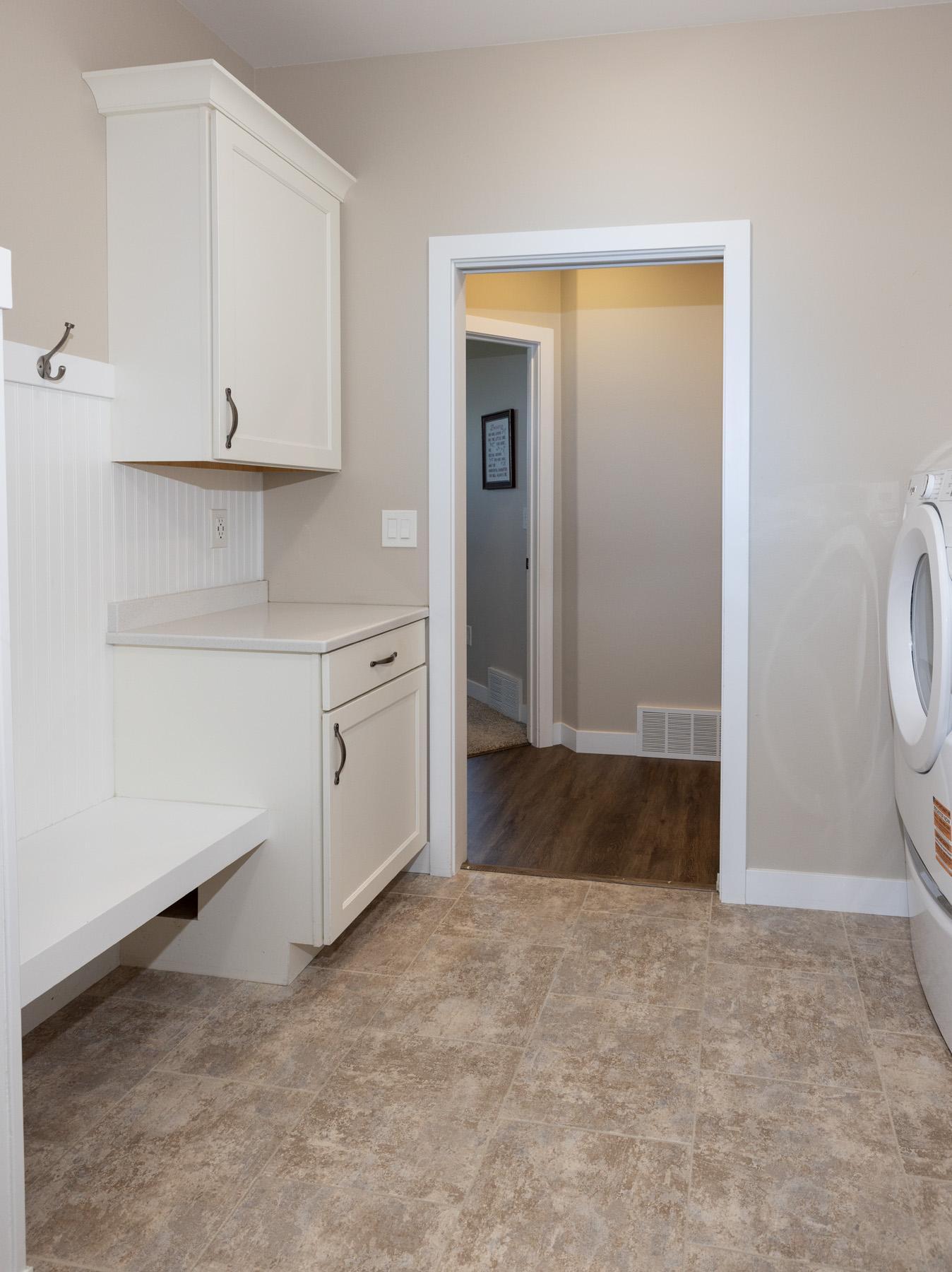 2016 single family home for sale at 4273 Coventry Drive S, Unit E in Fargo, ND — 3 bed, 2 bath (photo 38 of 42)