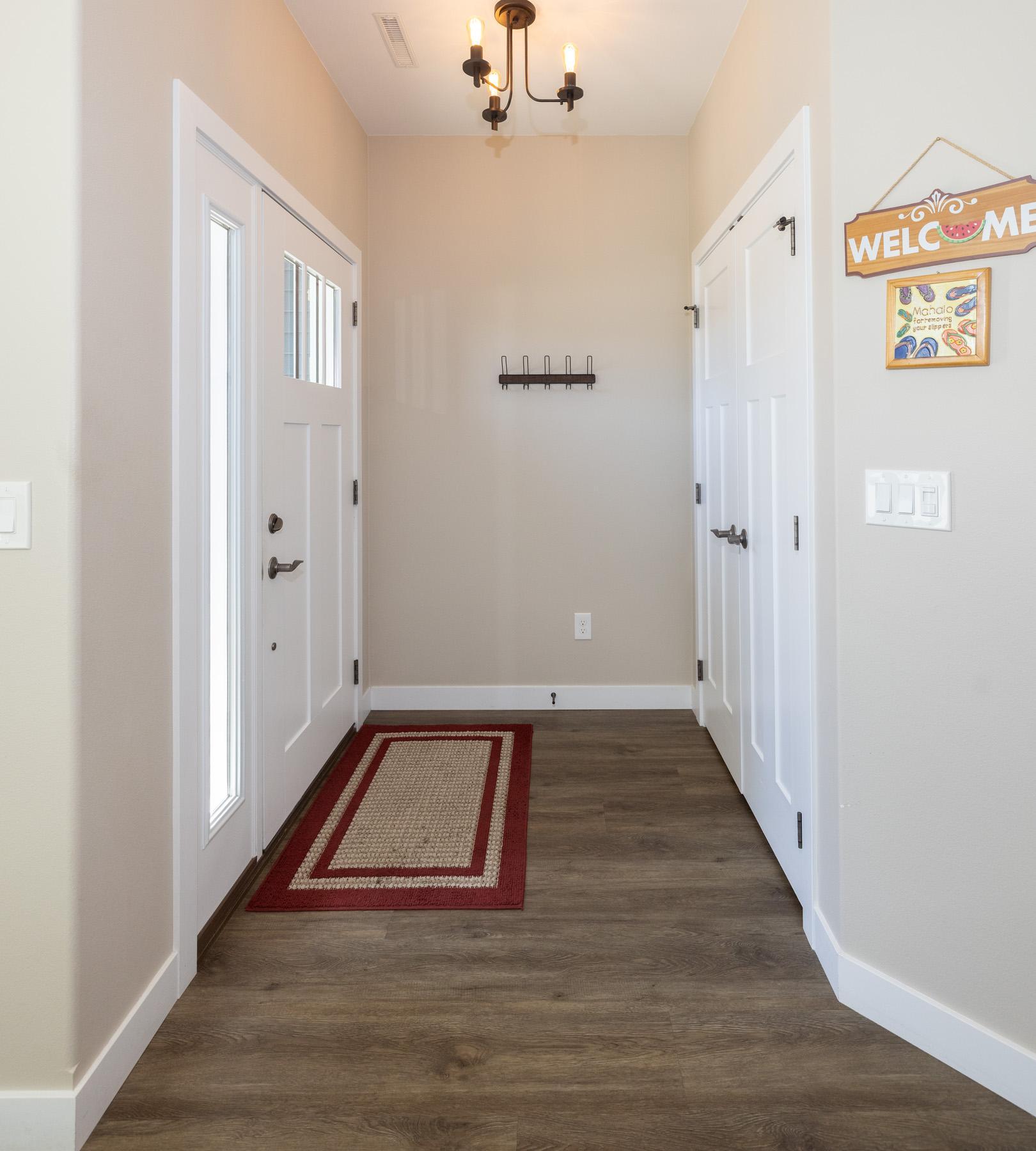 2016 single family home for sale at 4273 Coventry Drive S, Unit E in Fargo, ND — 3 bed, 2 bath (photo 5 of 42)