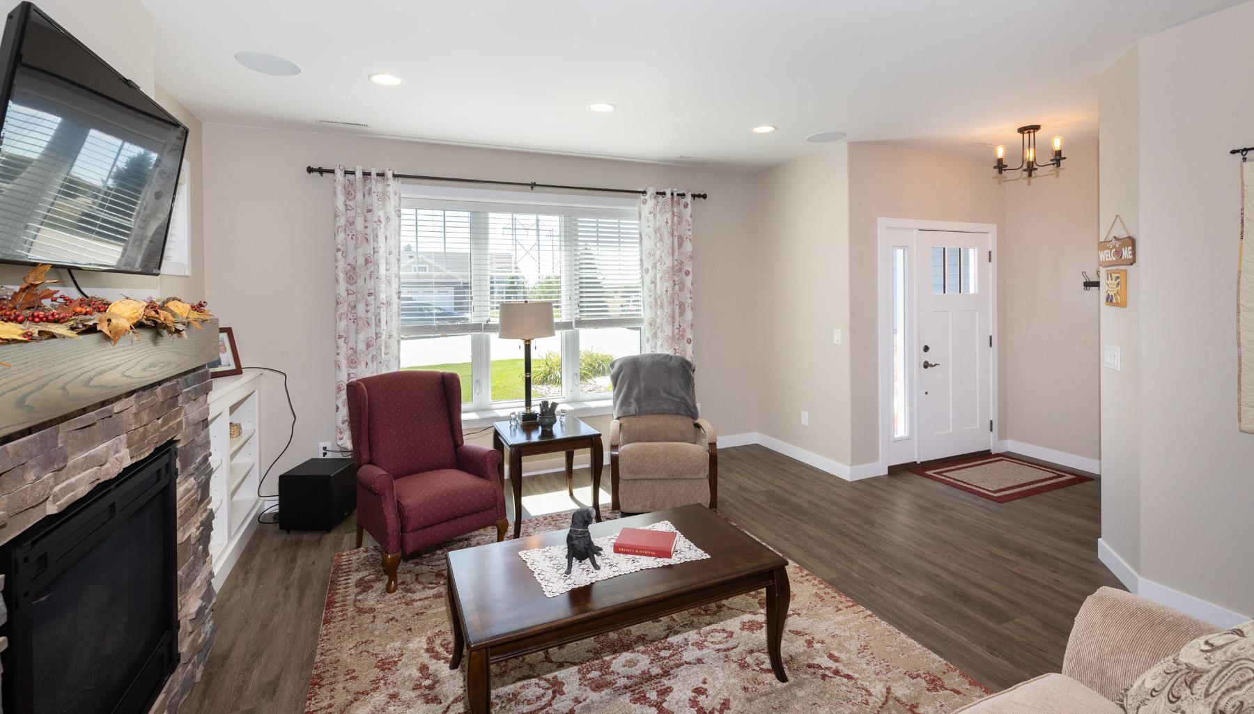 2016 single family home for sale at 4273 Coventry Drive S, Unit E in Fargo, ND — 3 bed, 2 bath (photo 8 of 42)