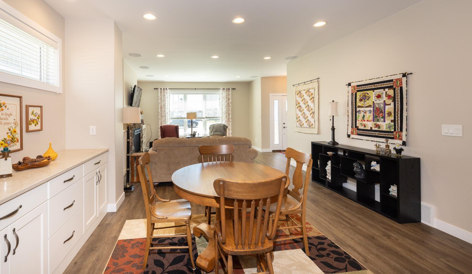 2016 single family home for sale at 4273 Coventry Drive S, Unit E in Fargo, ND — 3 bed, 2 bath (photo 10 of 42)
