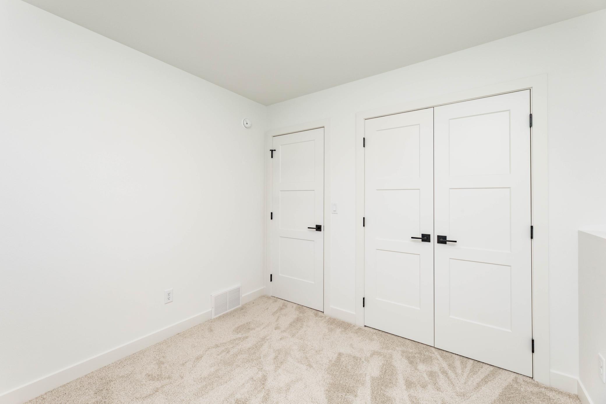 2026 single family home for sale at 2515 Valley View in Hawley, MN — 4 bed, 3 bath (photo 23 of 49)