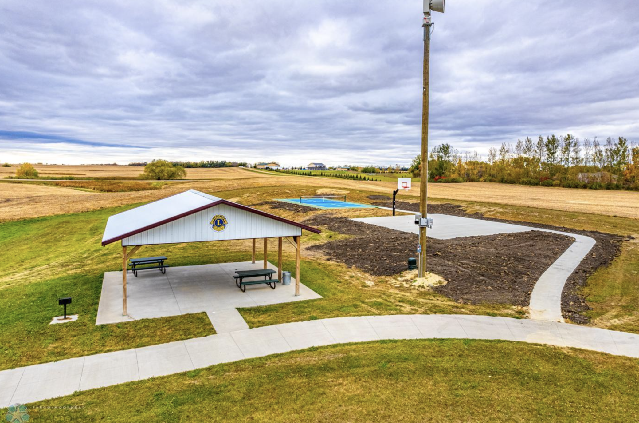 2026 single family home for sale at 2515 Valley View in Hawley, MN — 4 bed, 3 bath (photo 36 of 49)