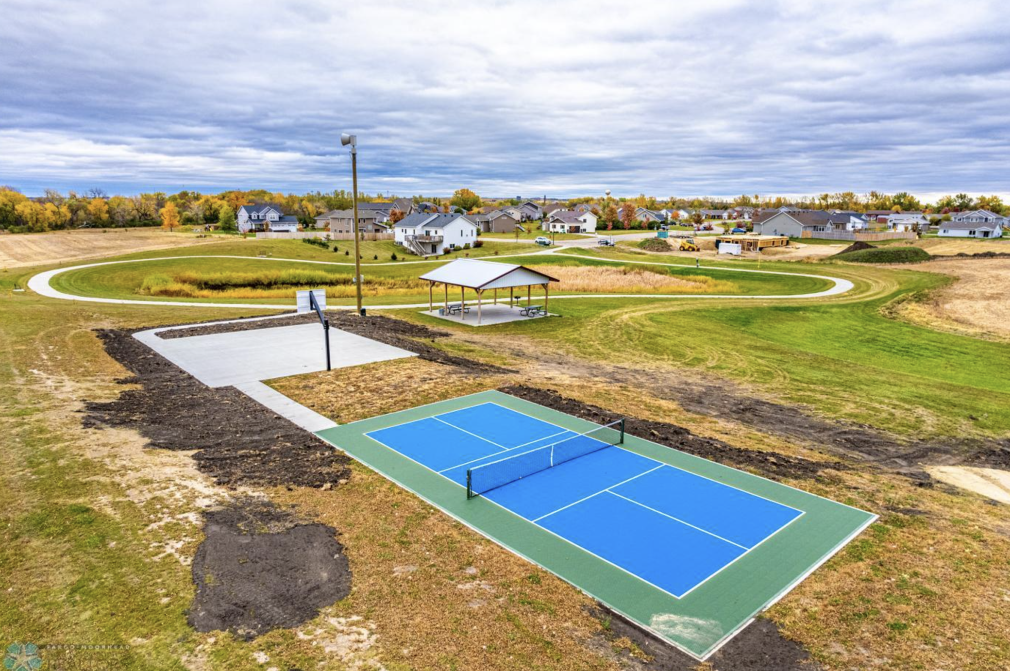 2026 single family home for sale at 2515 Valley View in Hawley, MN — 4 bed, 3 bath (photo 38 of 49)