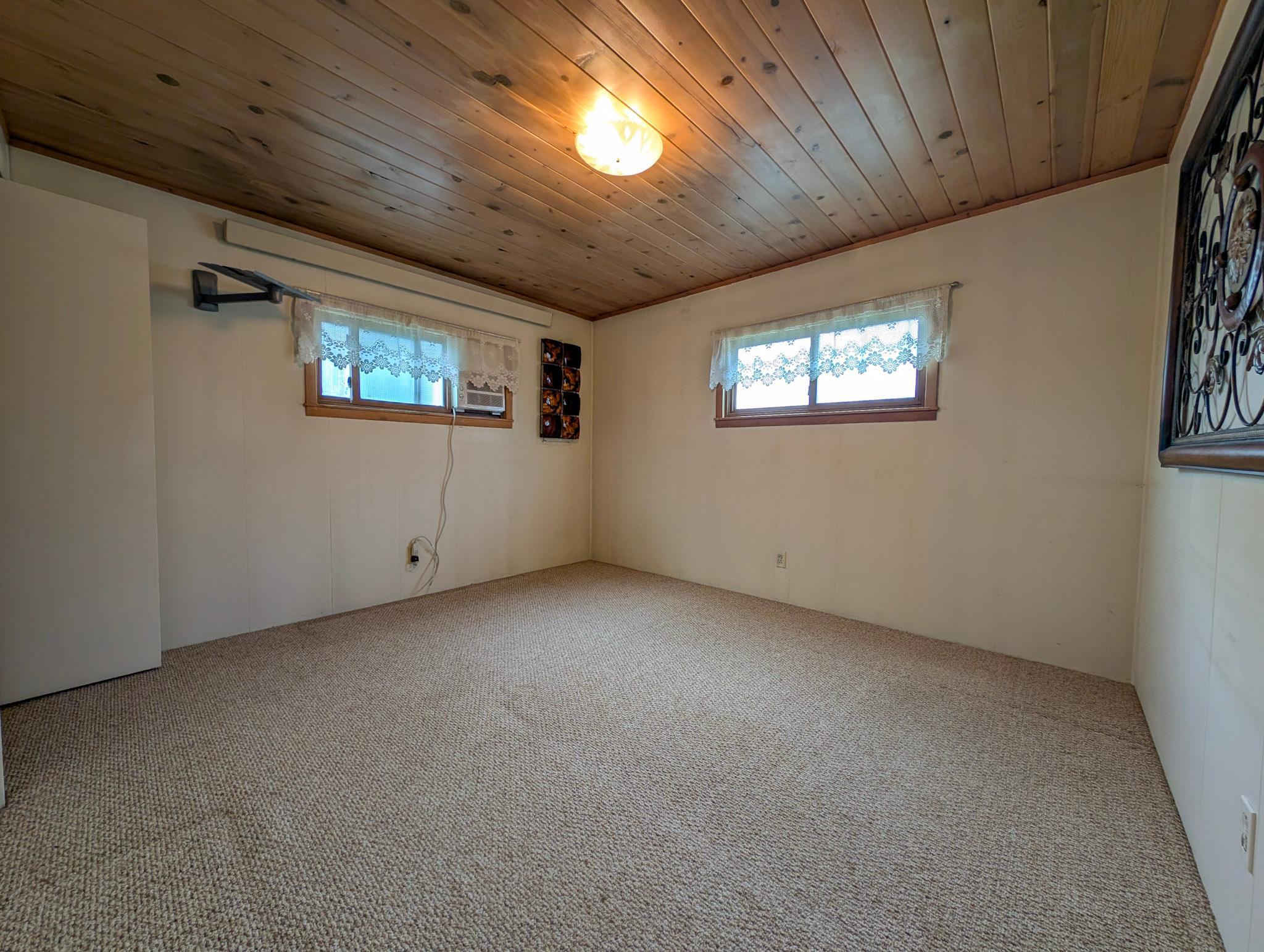 1930 single family home for sale at 331 4th Avenue SW in Perham, MN — 2 bed, 2 bath (photo 11 of 19)