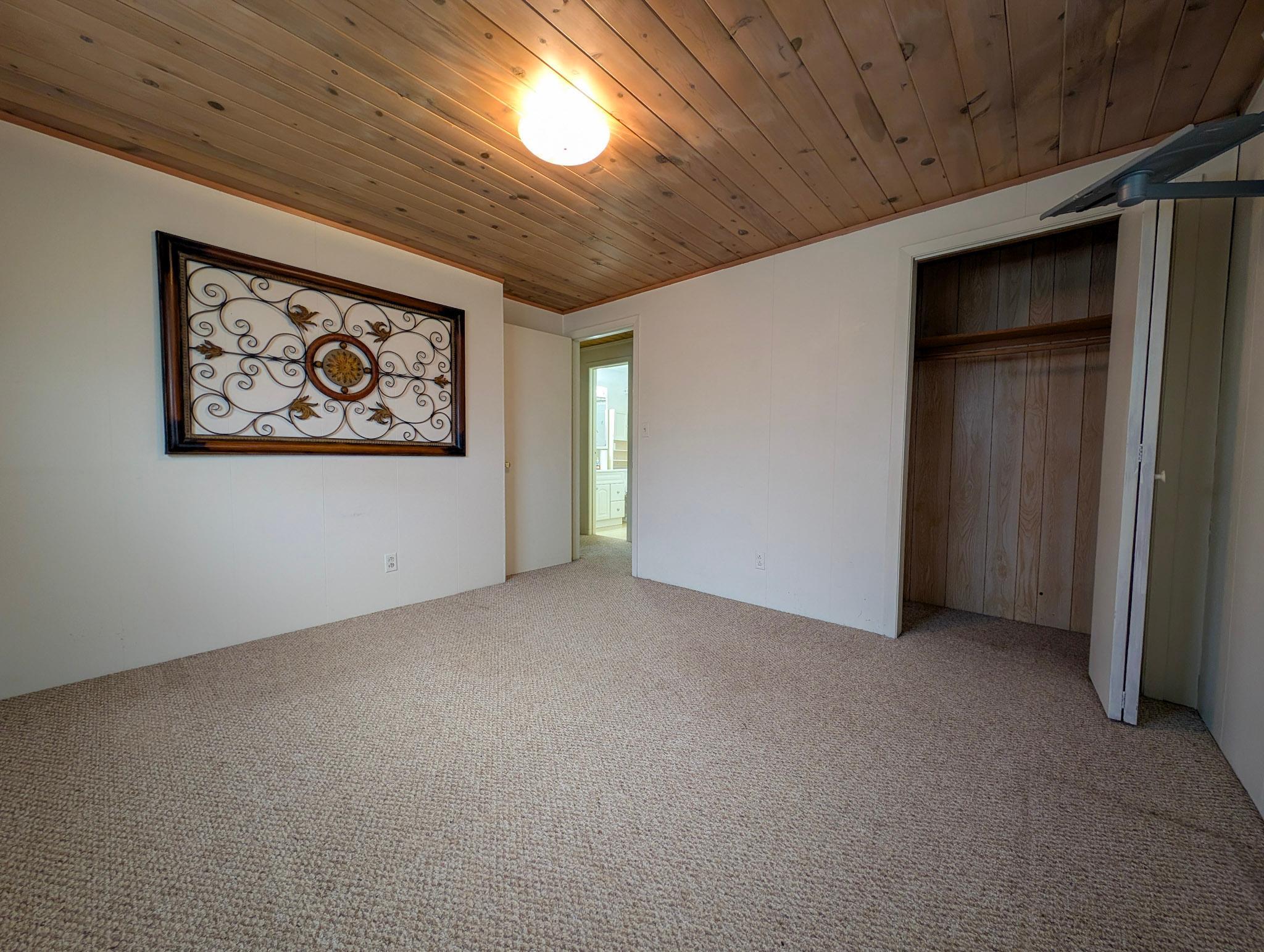 1930 single family home for sale at 331 4th Avenue SW in Perham, MN — 2 bed, 2 bath (photo 12 of 19)