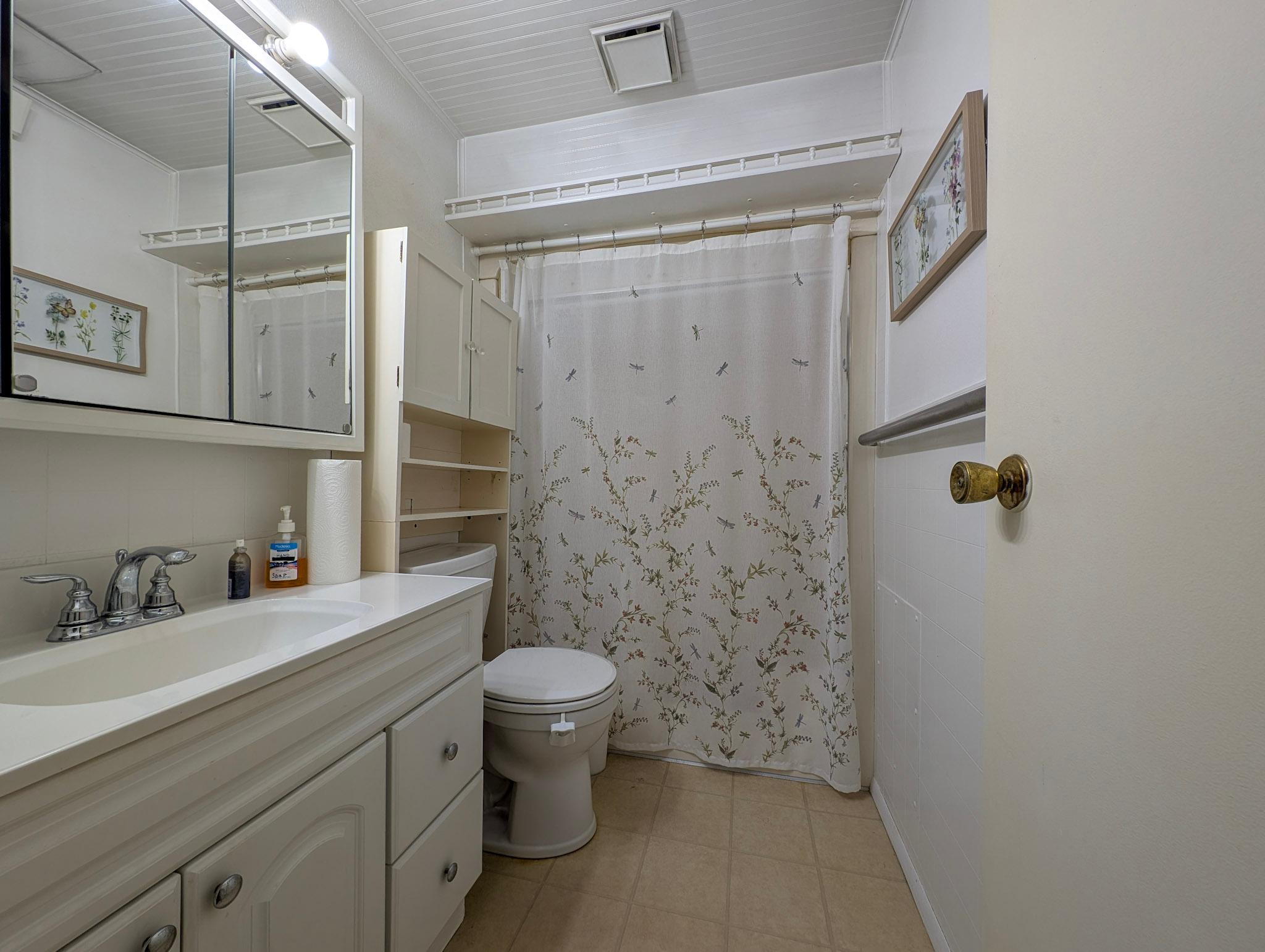 1930 single family home for sale at 331 4th Avenue SW in Perham, MN — 2 bed, 2 bath (photo 9 of 19)