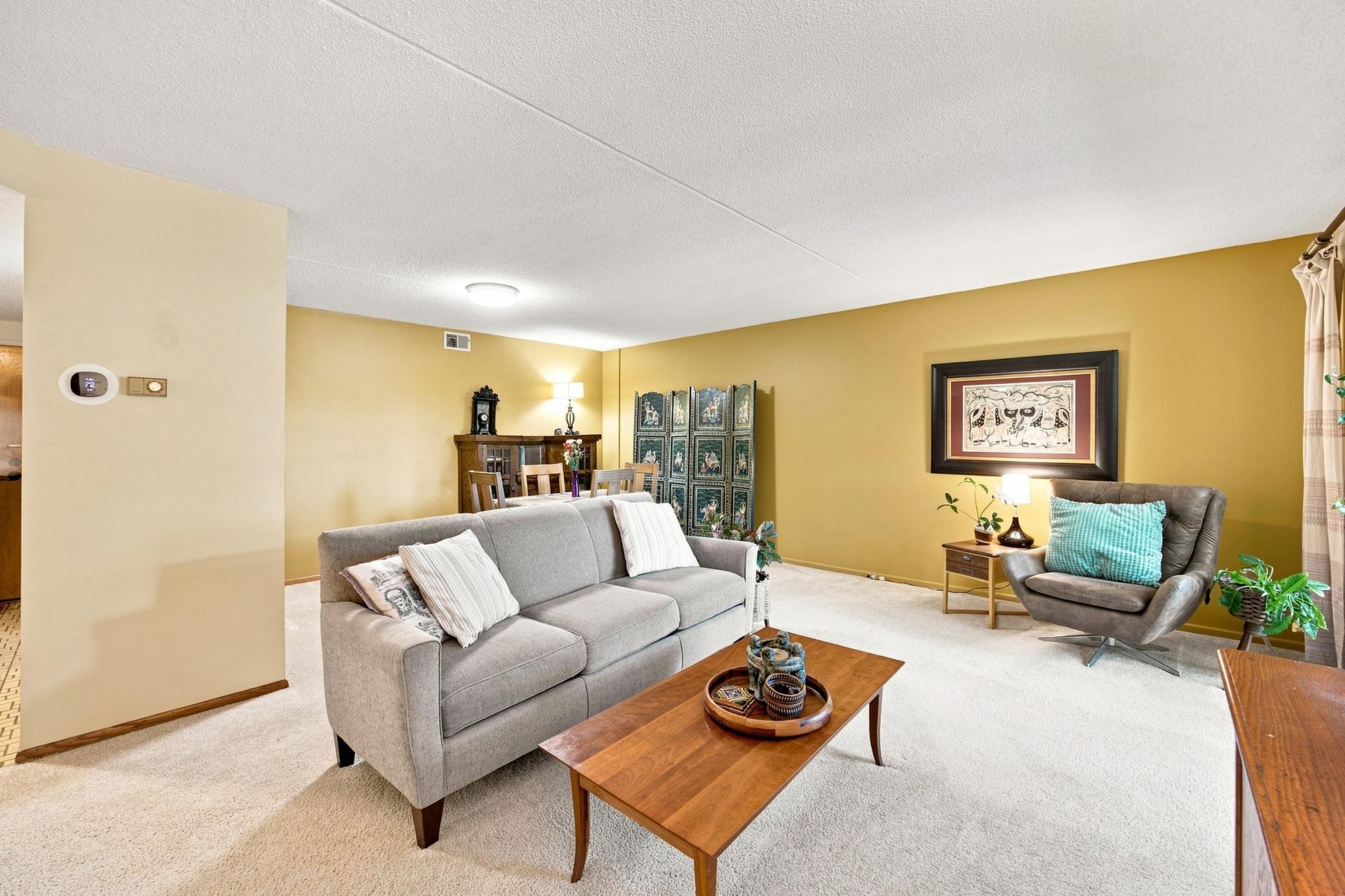 1978 condo for sale at 105 3rd Street N, Unit 203 in Moorhead, MN — 2 bed, 2 bath (photo 14 of 36)