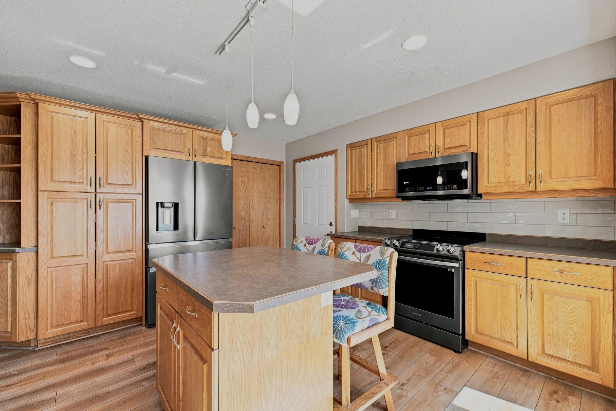 2003 twin home for sale at 3595 Harrison Street S in Fargo, ND — 3 bed, 2 bath (photo 14 of 50)