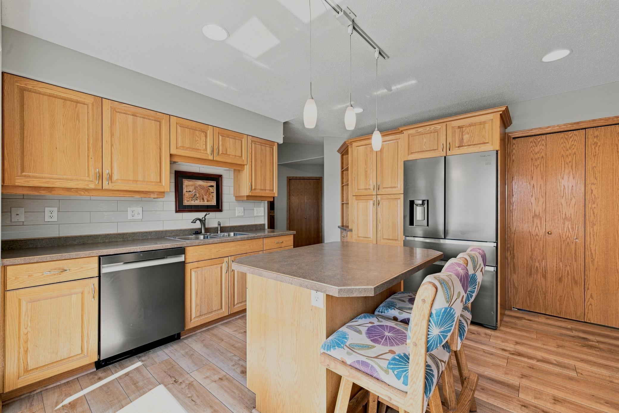 2003 twin home for sale at 3595 Harrison Street S in Fargo, ND — 3 bed, 2 bath (photo 16 of 50)