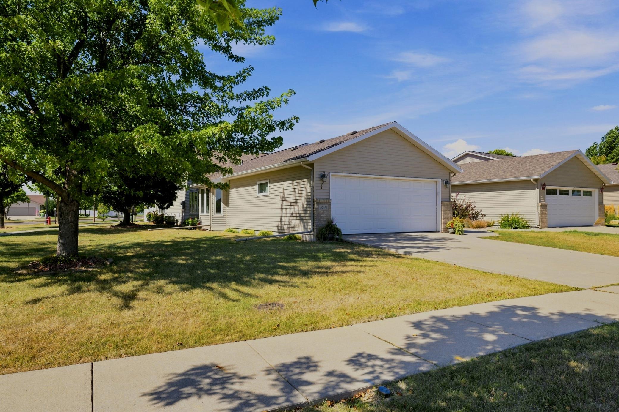 2003 twin home for sale at 3595 Harrison Street S in Fargo, ND — 3 bed, 2 bath (photo 40 of 50)