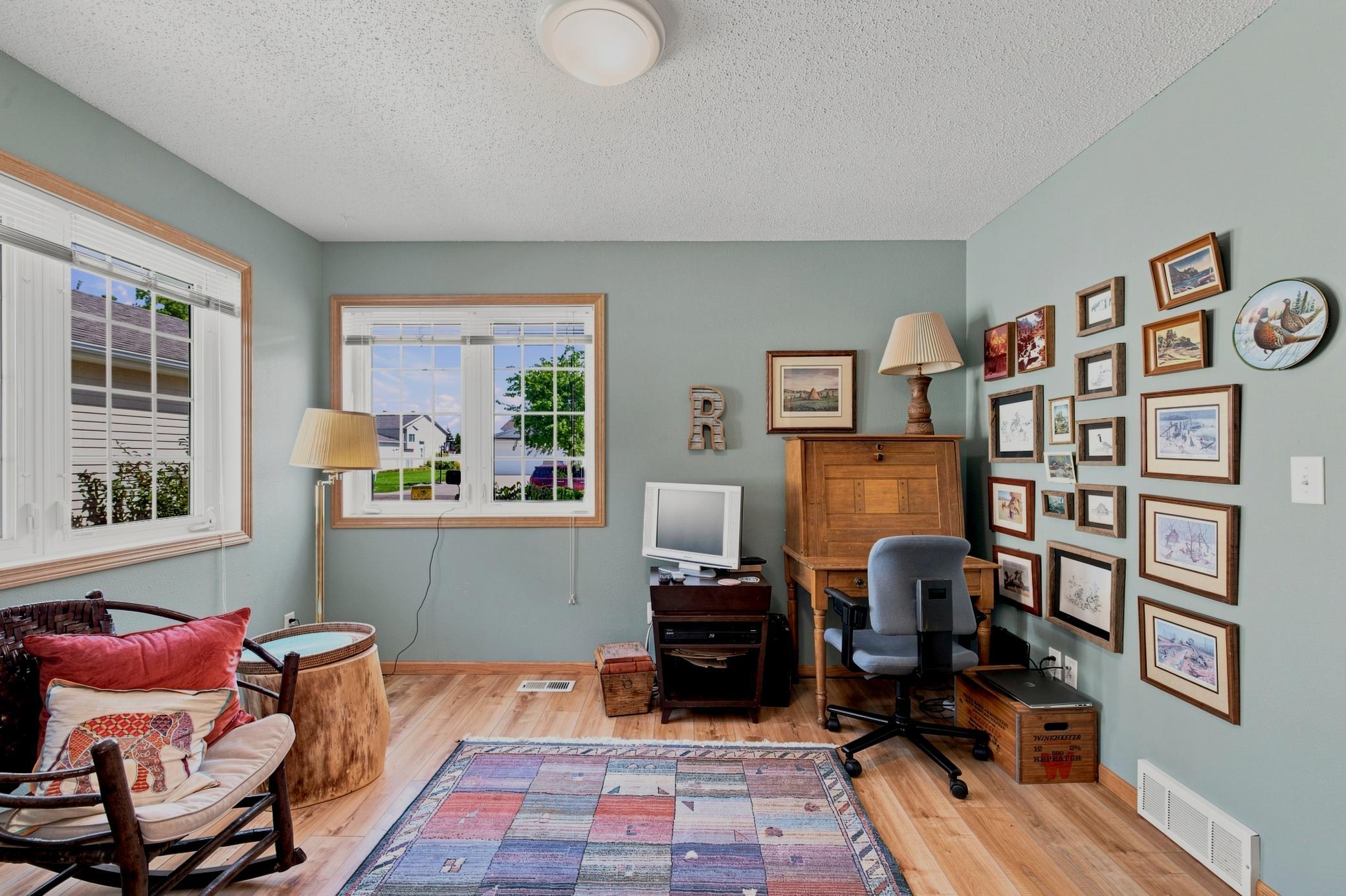2003 twin home for sale at 3595 Harrison Street S in Fargo, ND — 3 bed, 2 bath (photo 5 of 50)