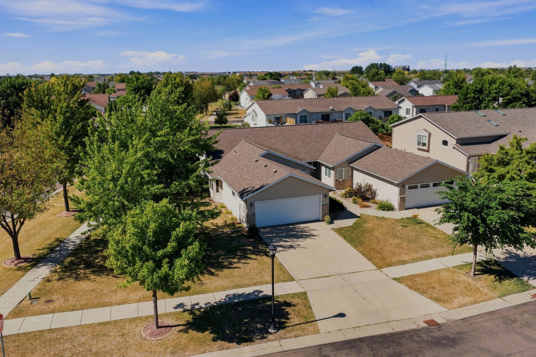 2003 twin home for sale at 3595 Harrison Street S in Fargo, ND — 3 bed, 2 bath (photo 42 of 50)