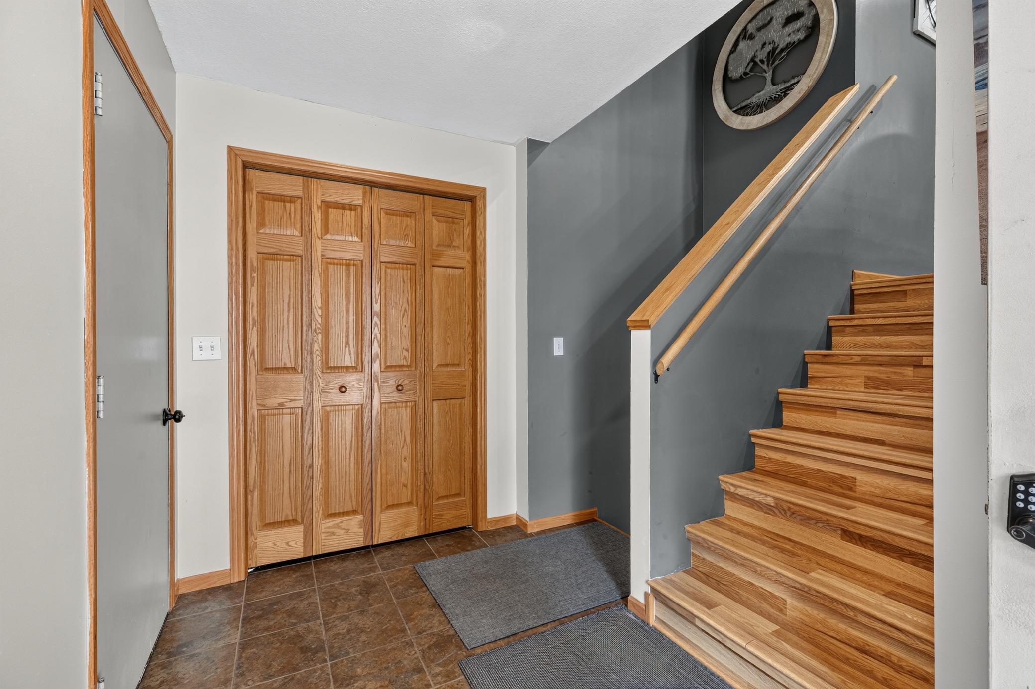 1990 single family home for sale at 16046 Woodrow Road in Brainerd, MN — 4 bed, 2 bath (photo 15 of 35)