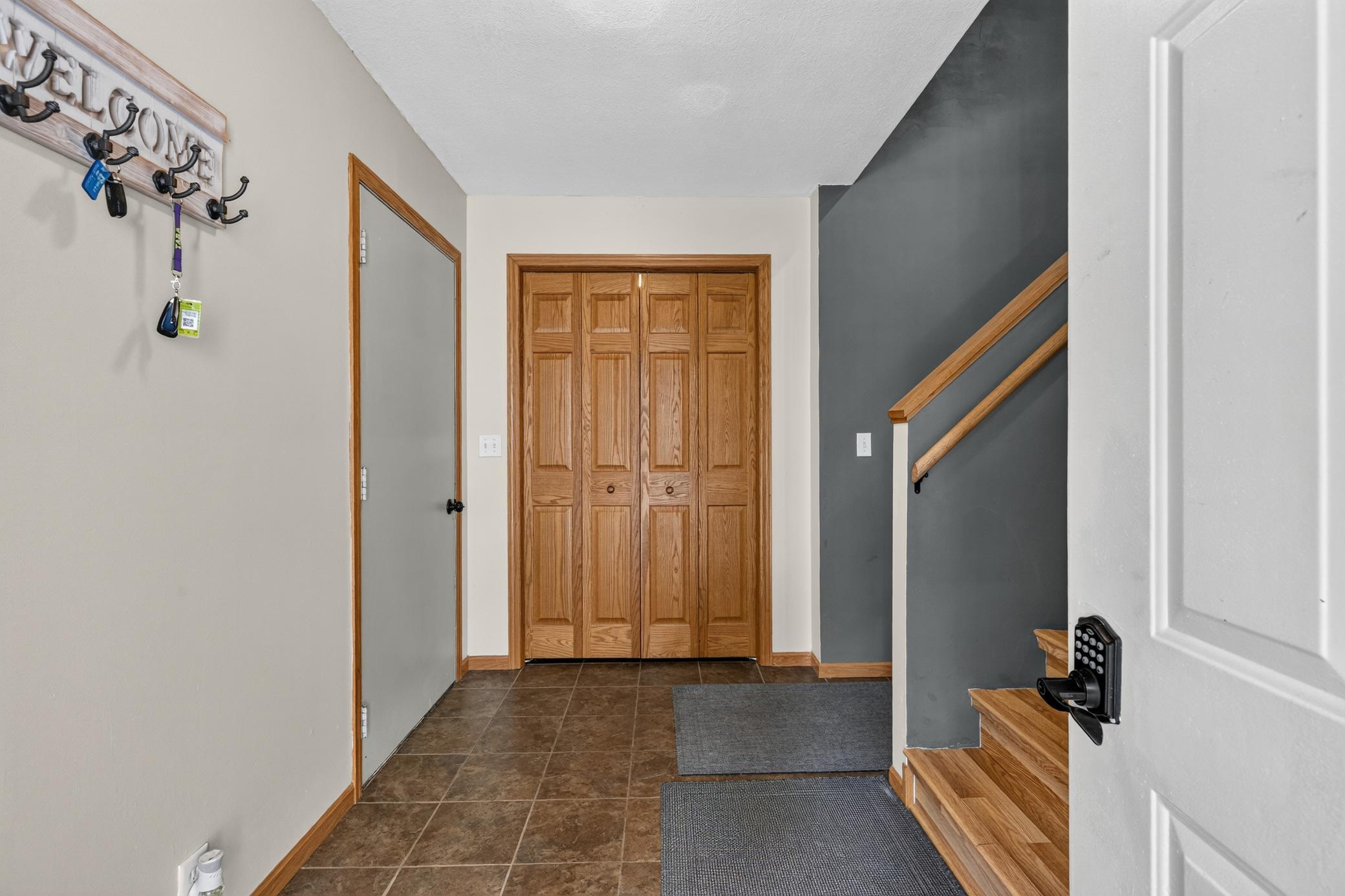 1990 single family home for sale at 16046 Woodrow Road in Brainerd, MN — 4 bed, 2 bath (photo 16 of 35)
