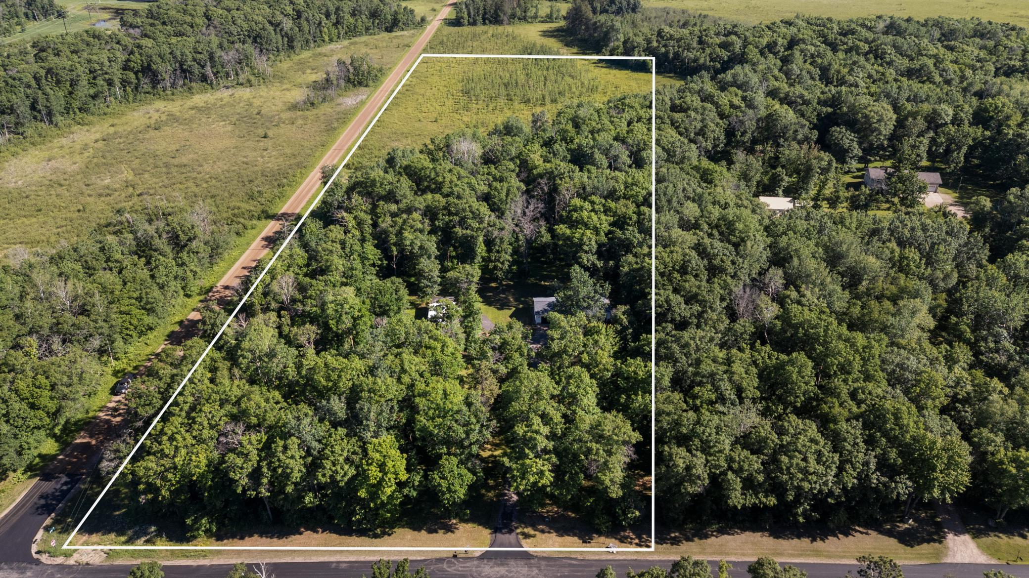 1990 single family home for sale at 16046 Woodrow Road in Brainerd, MN — 4 bed, 2 bath (photo 30 of 35)